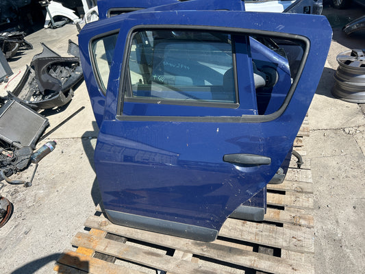 Задна лява врата за Dacia Sandero 2010г.