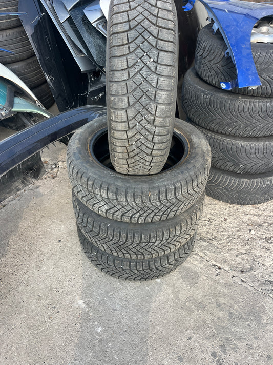 Гуми 185 60 16 Pirelli