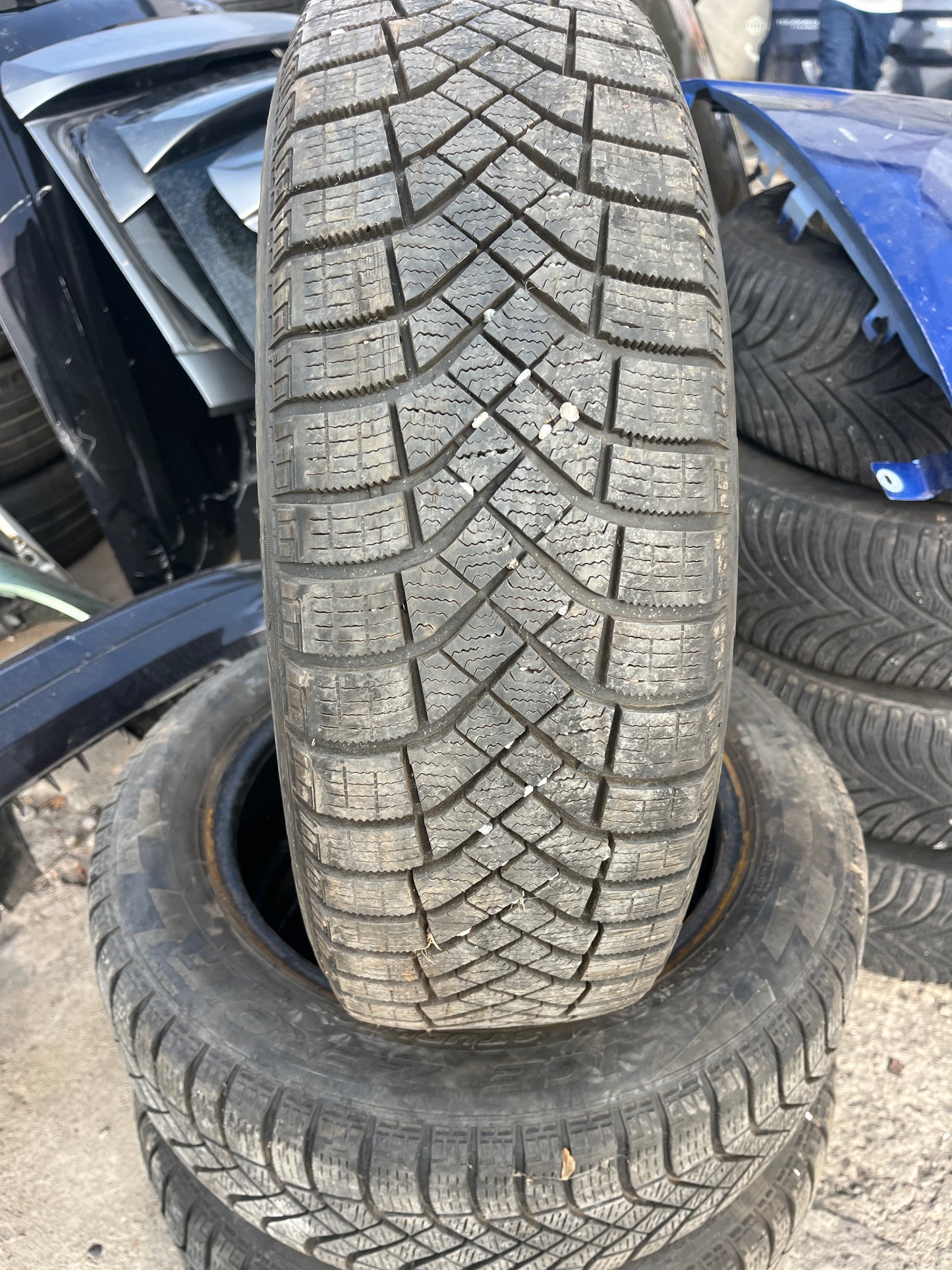 Гуми 185 60 16 Pirelli