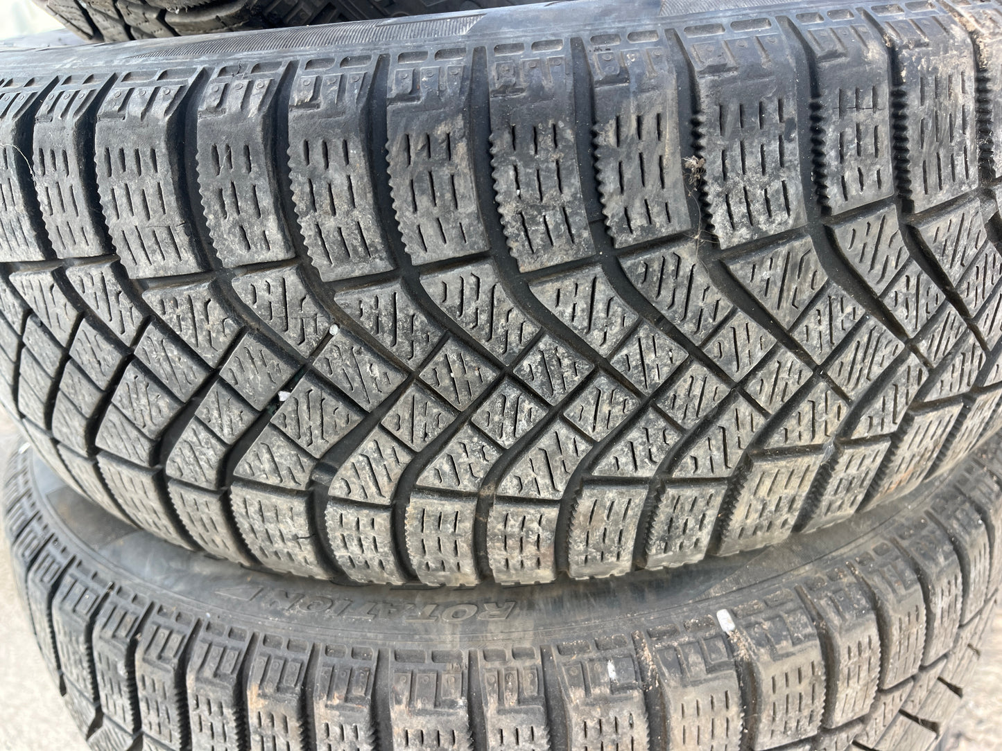 Гуми 185 60 16 Pirelli