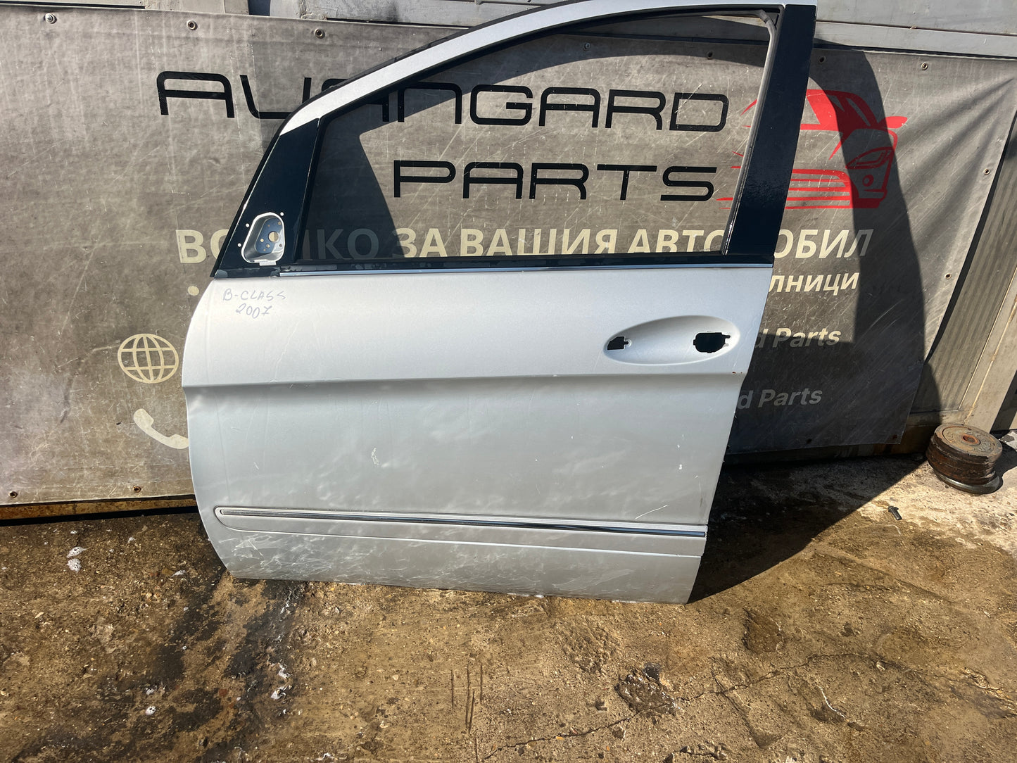 Врата Mercedes B class 2008г
