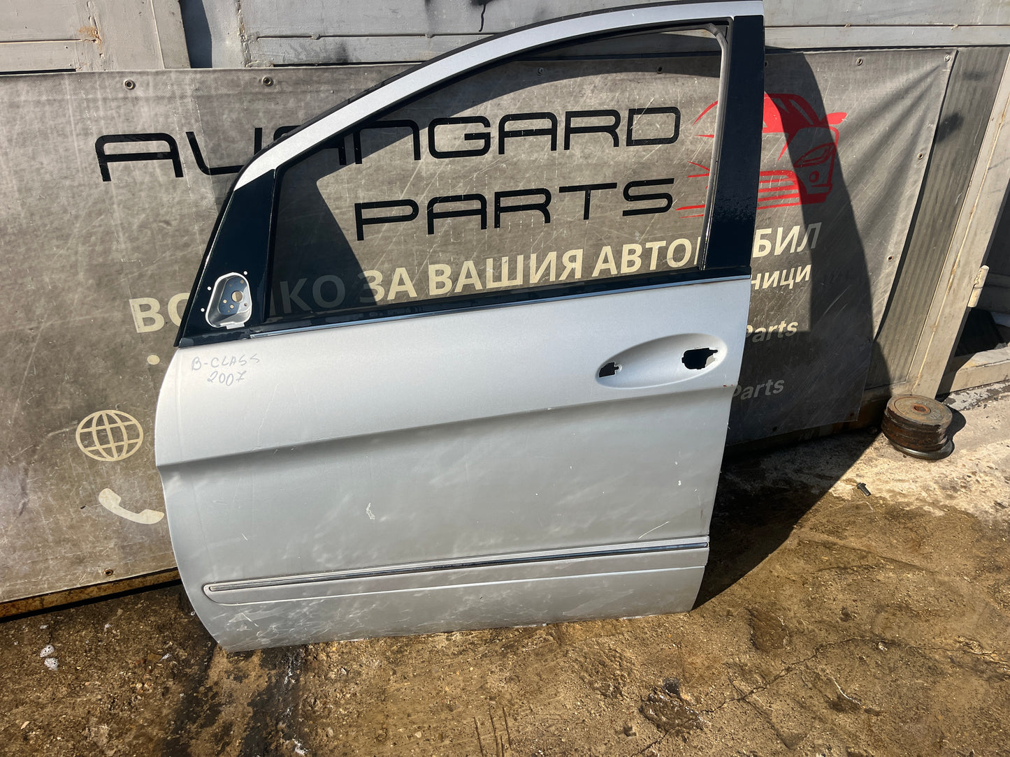 Врата Mercedes B class 2008г