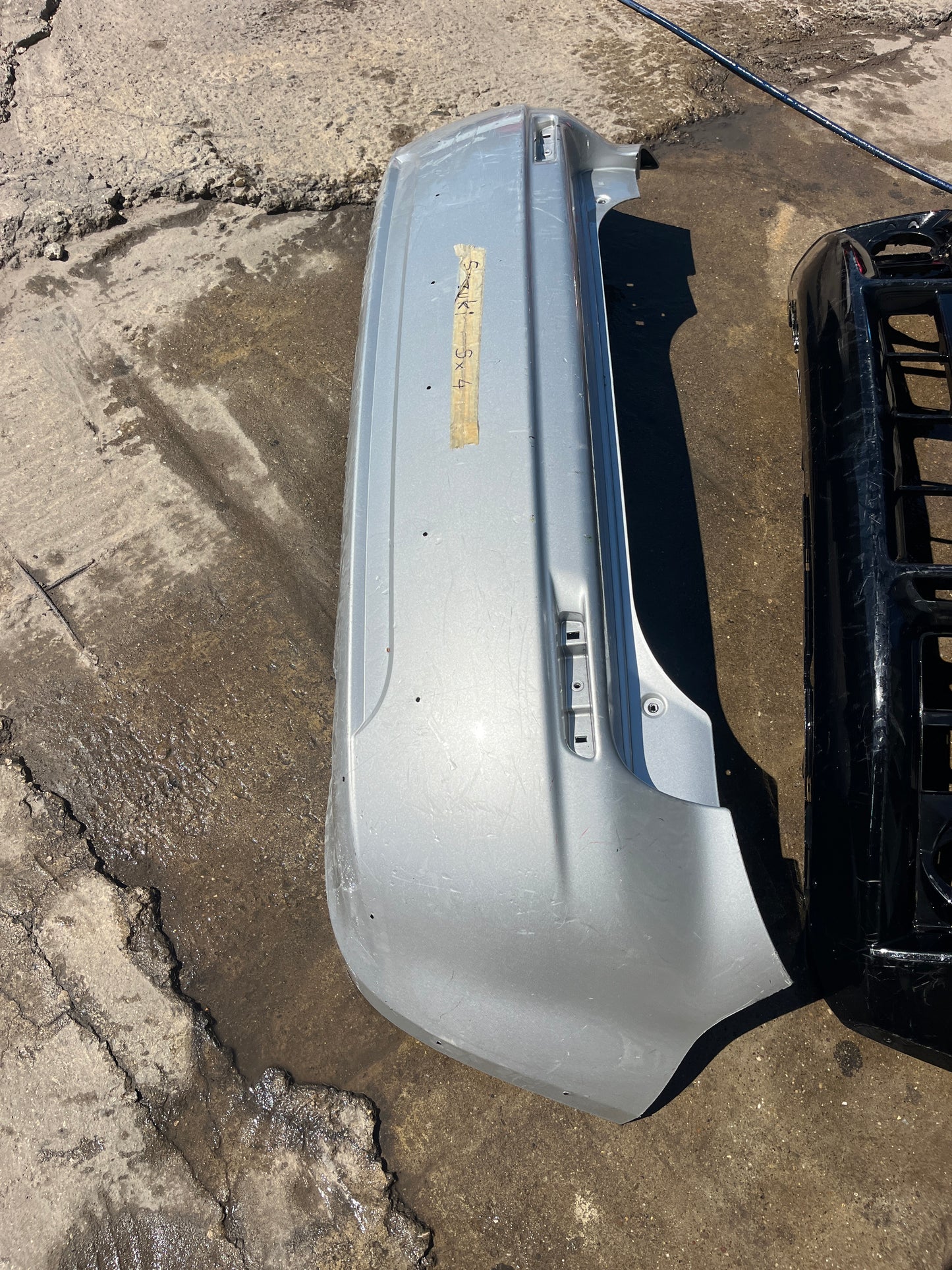 2 броя задна броня Suzuki SX4 2006-