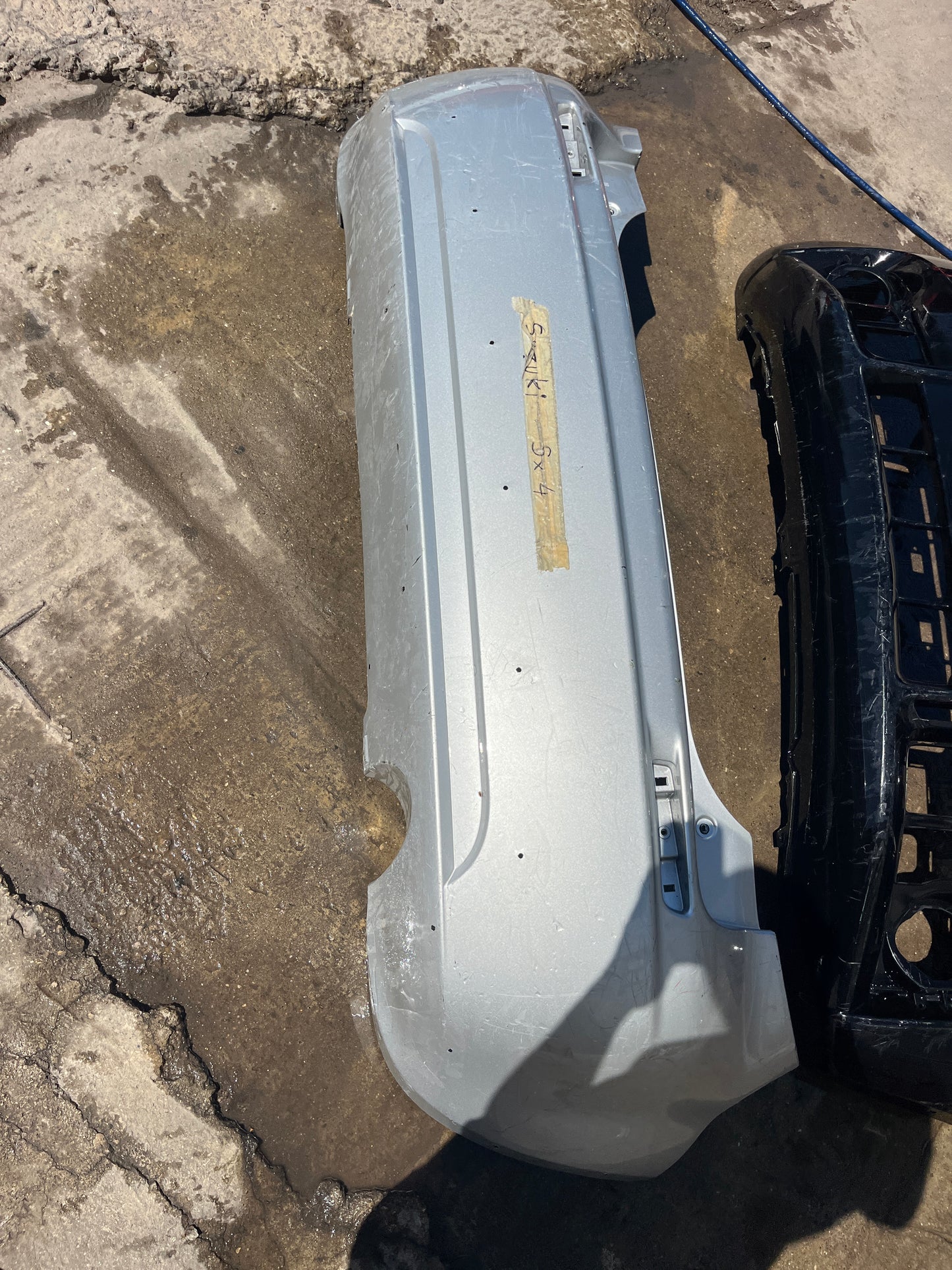 2 броя задна броня Suzuki SX4 2006-