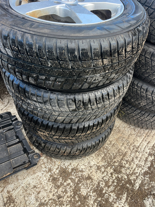 Гуми 215 65 17 Falken
