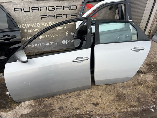 Врата и огледало  Nissan Primiera 2008г.