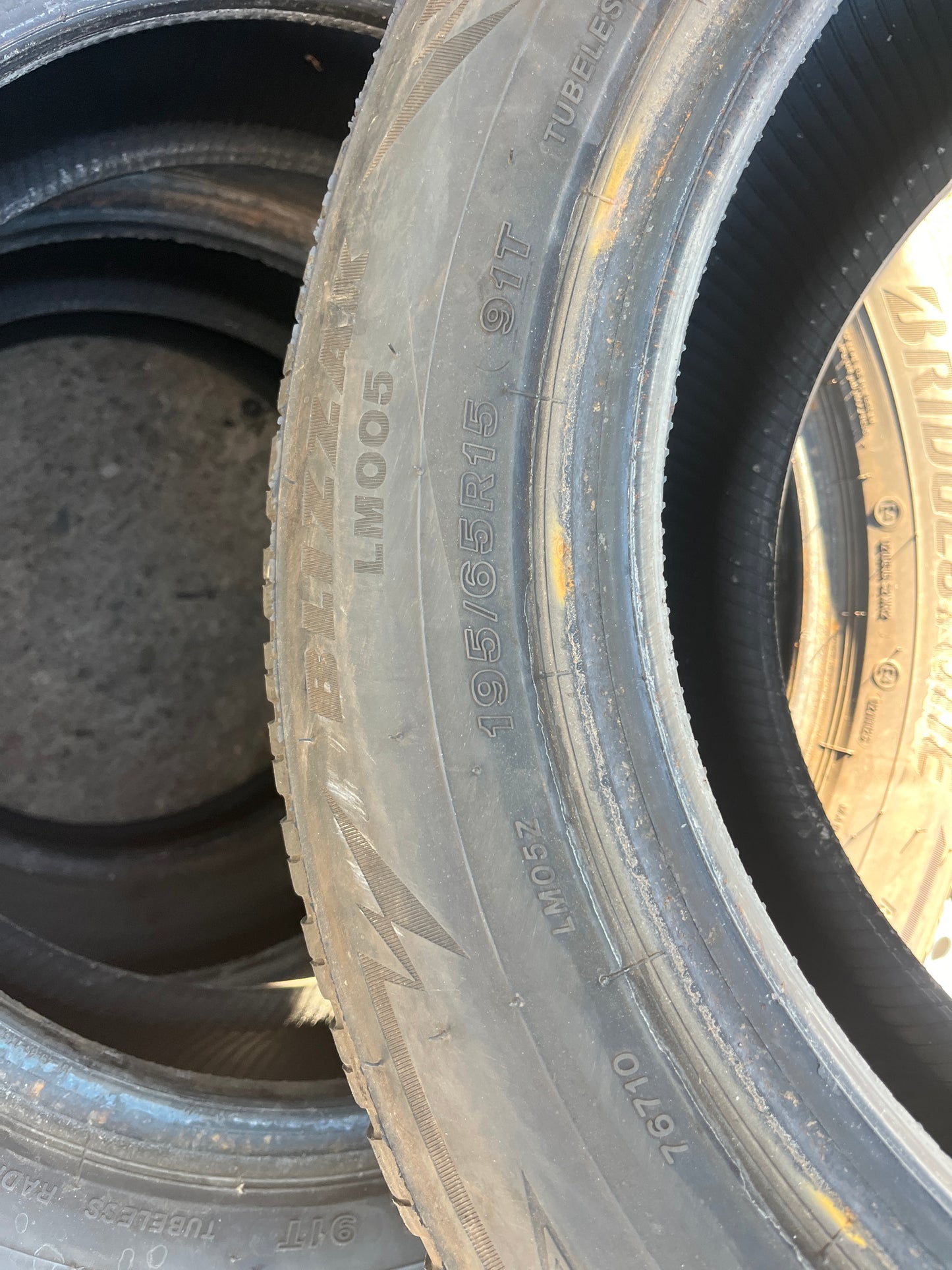 Гуми 195 65 15 Bridgestone