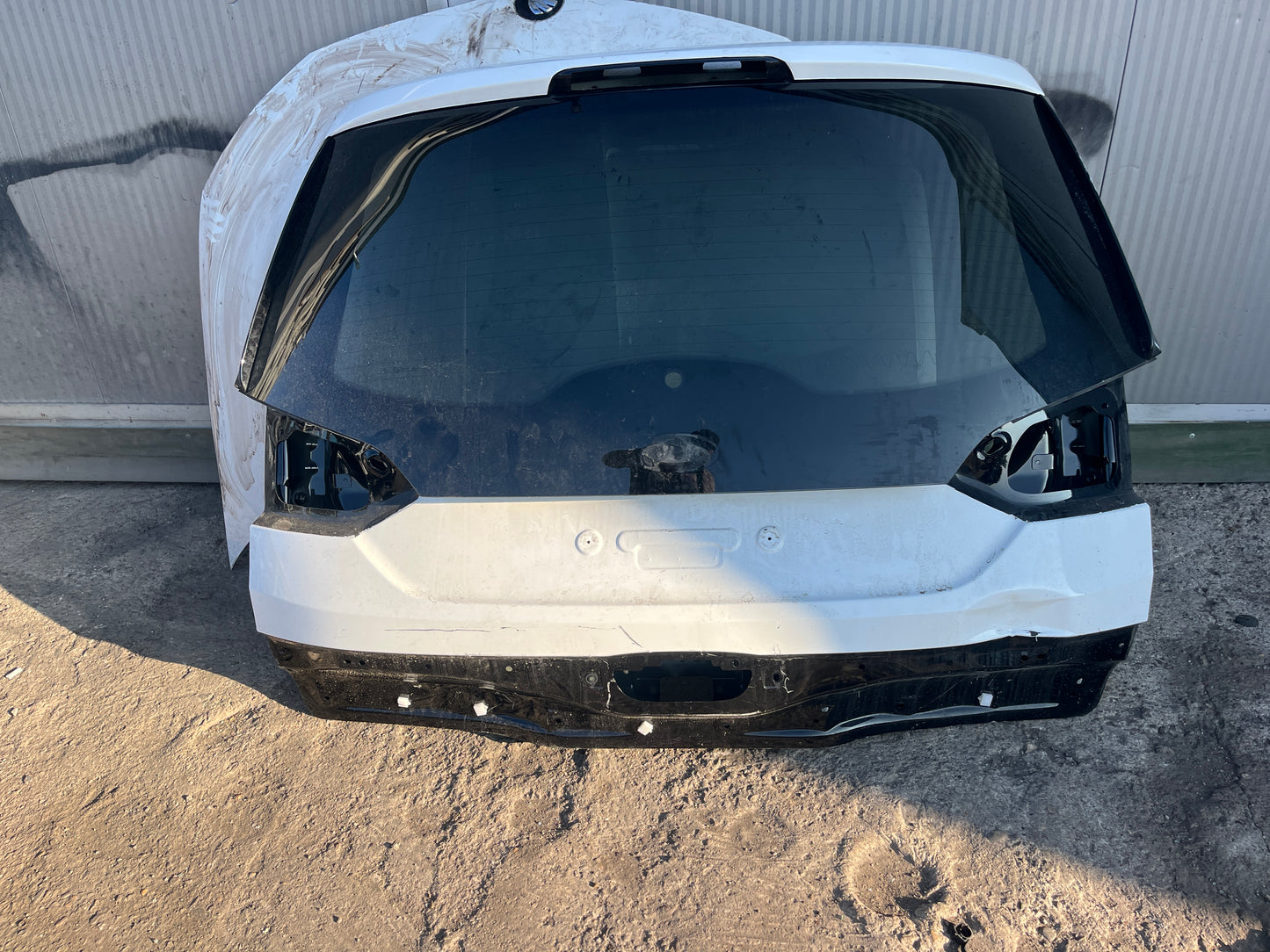 Капак със стъкло Ford Galaxy 2019г