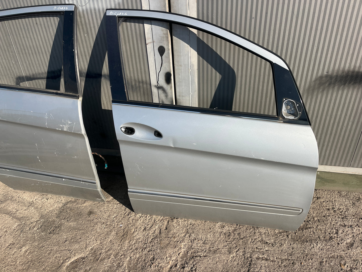 Врата Mercedes B class 2008г