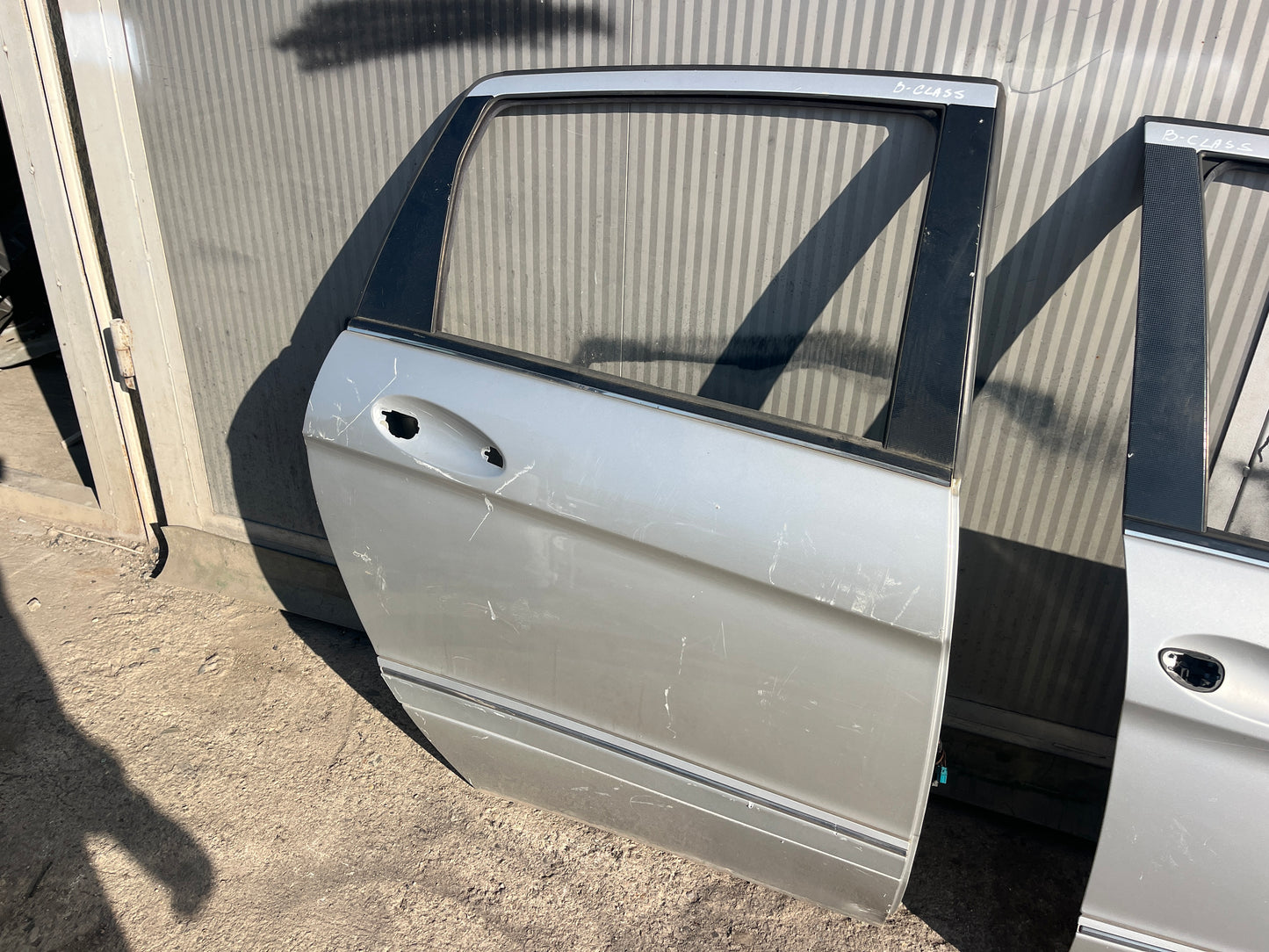 Врата Mercedes B class 2008г