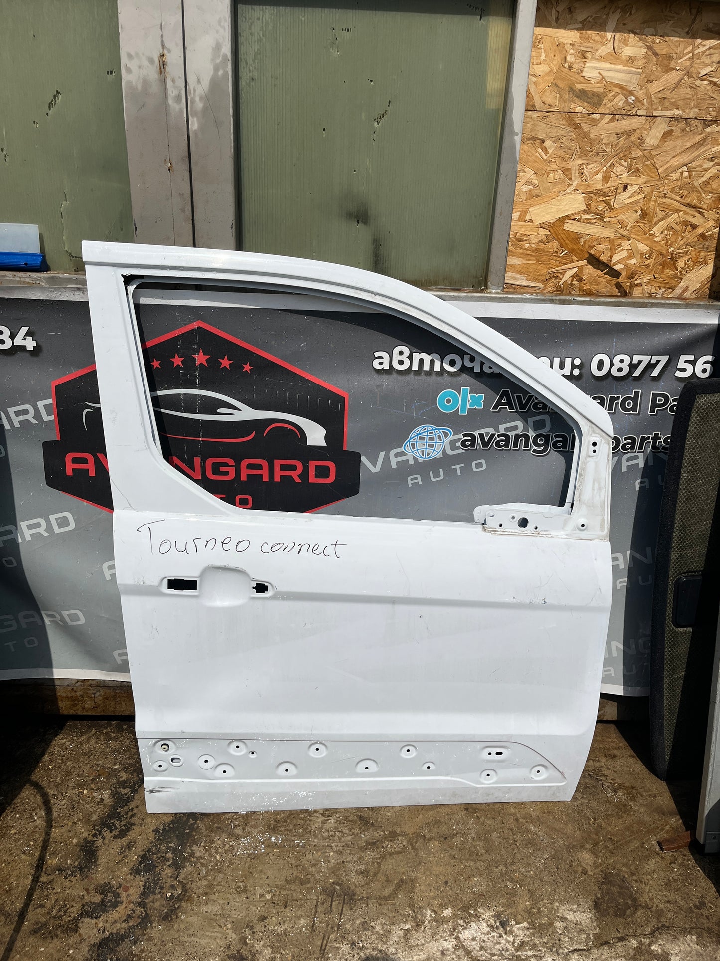 Врата Ford Tourneo Connect 2