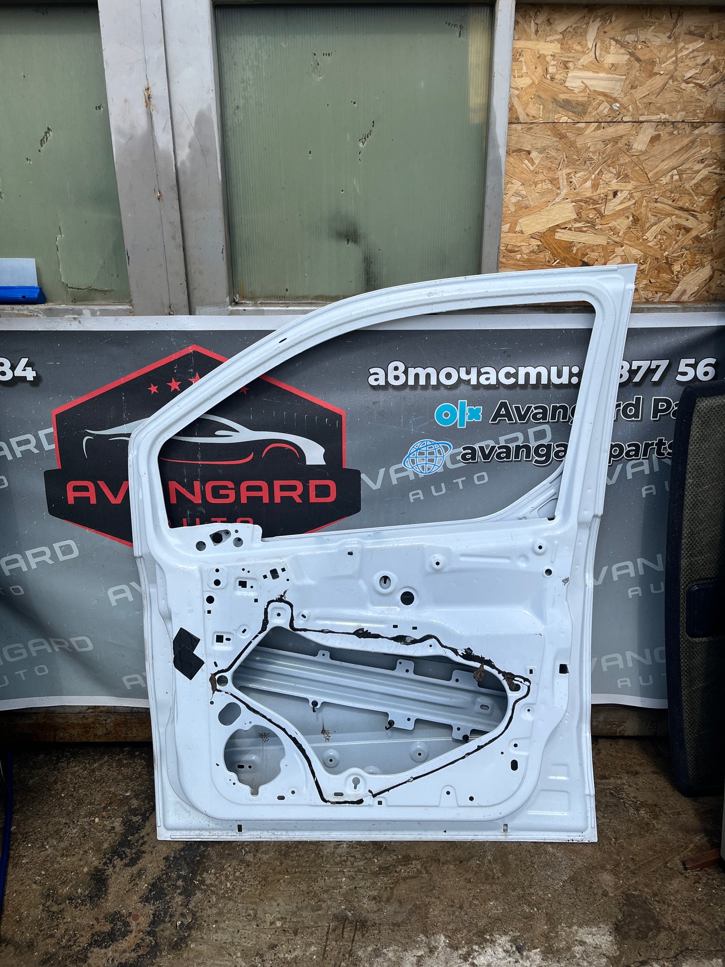 Врата Ford Tourneo Connect 2