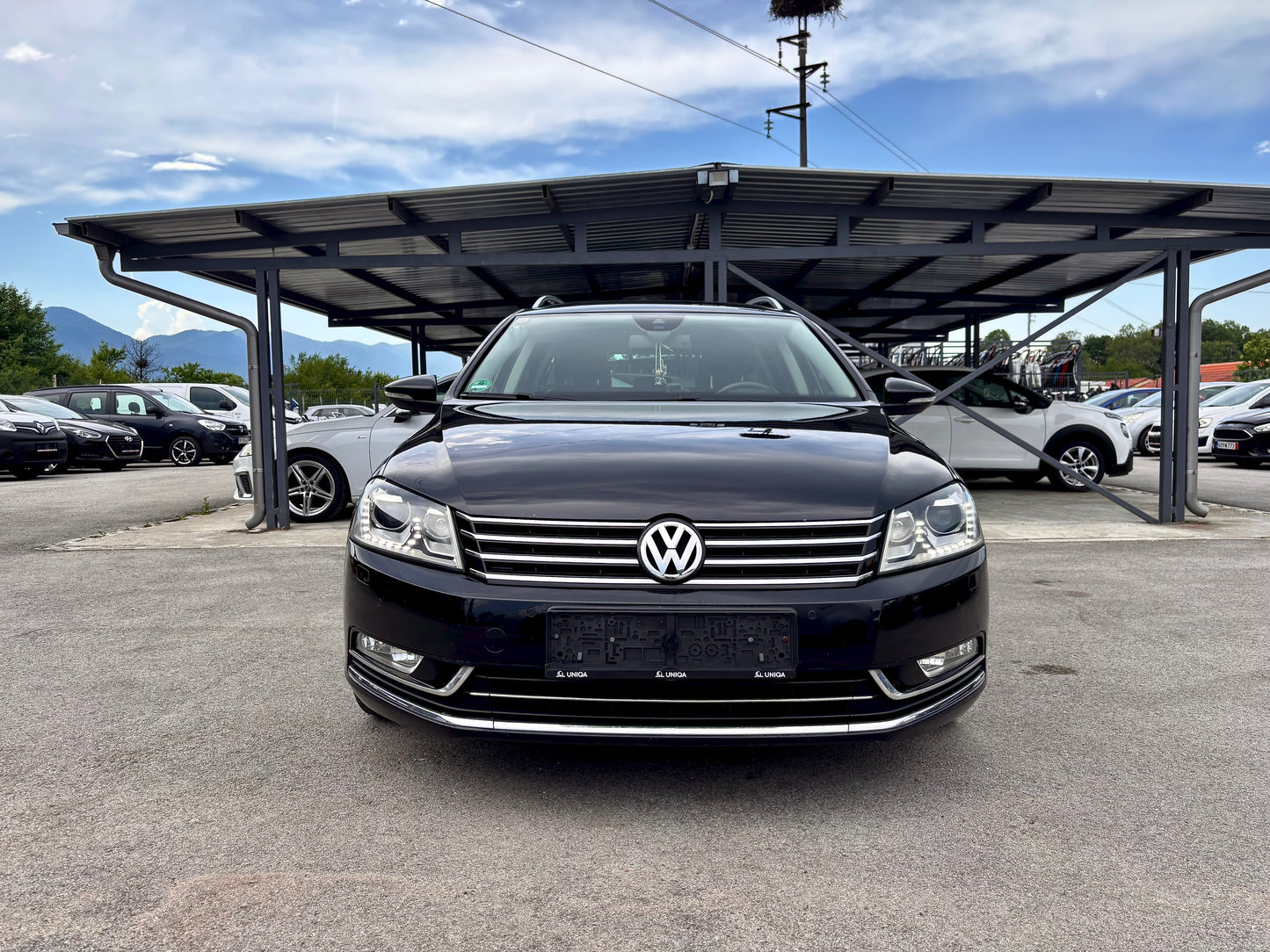 VOLKSWAGEN PASSAT