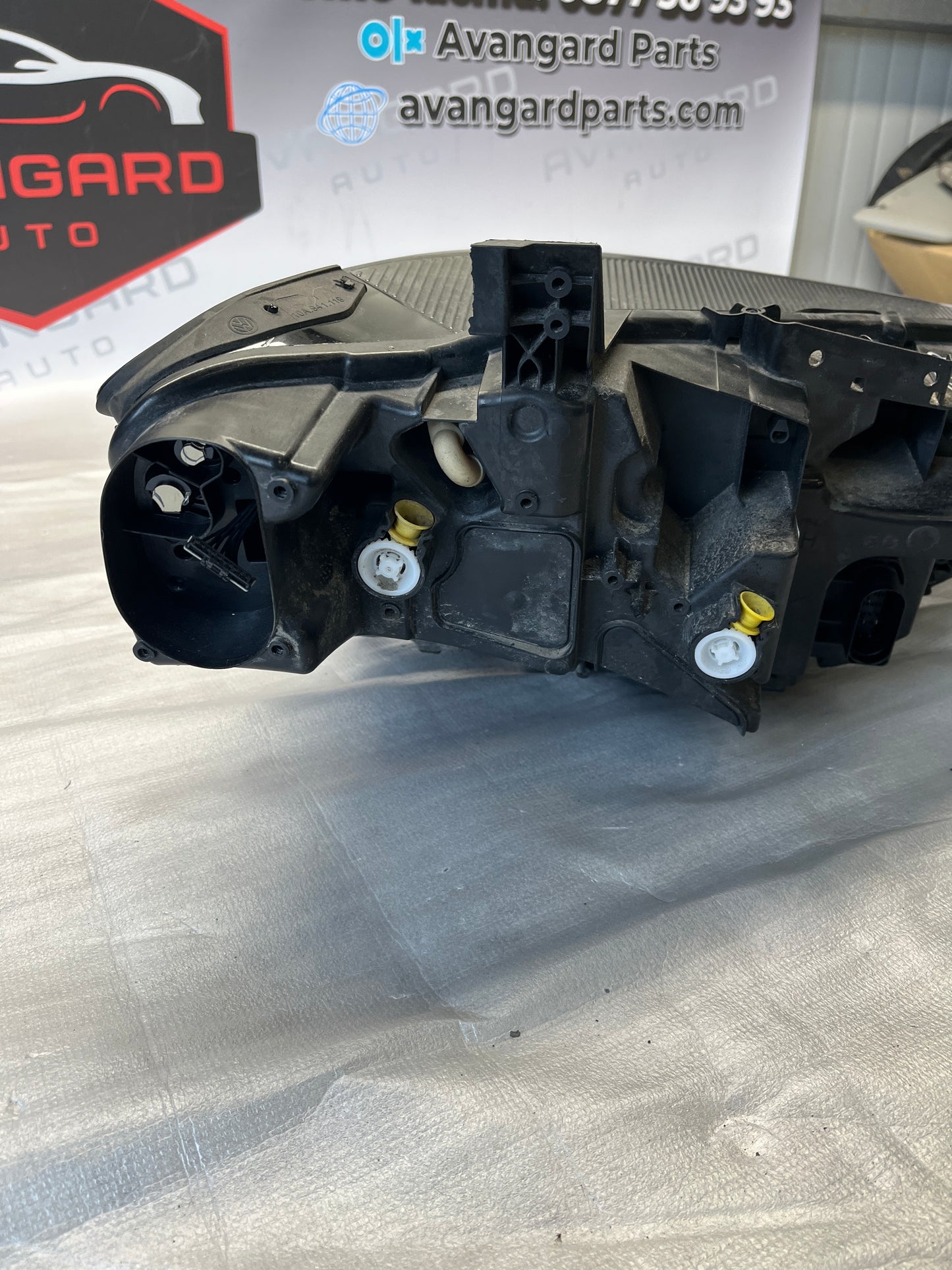 Фар Volkswagen ID3