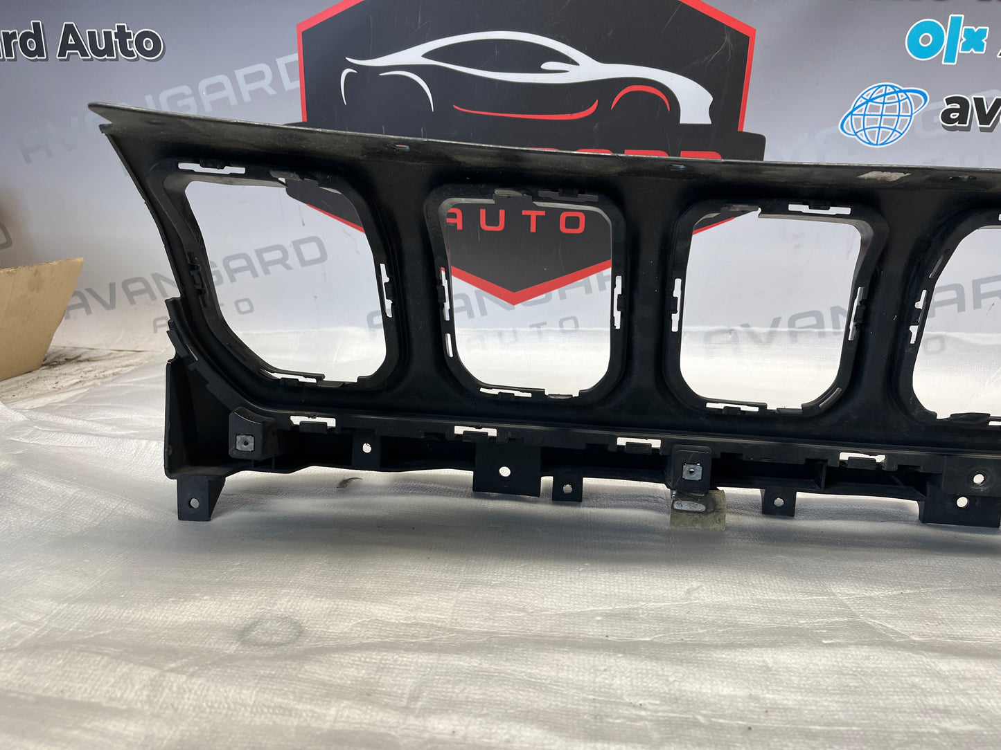 Предна решетка Jeep Compass 2019