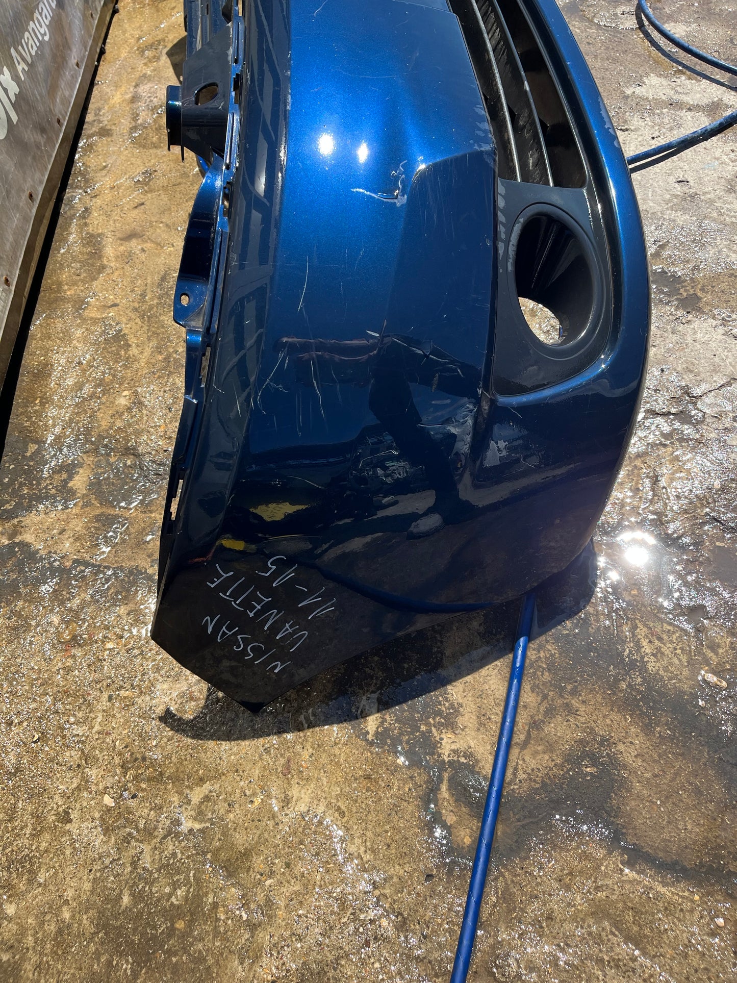 Броня Nissan Vanette 11-