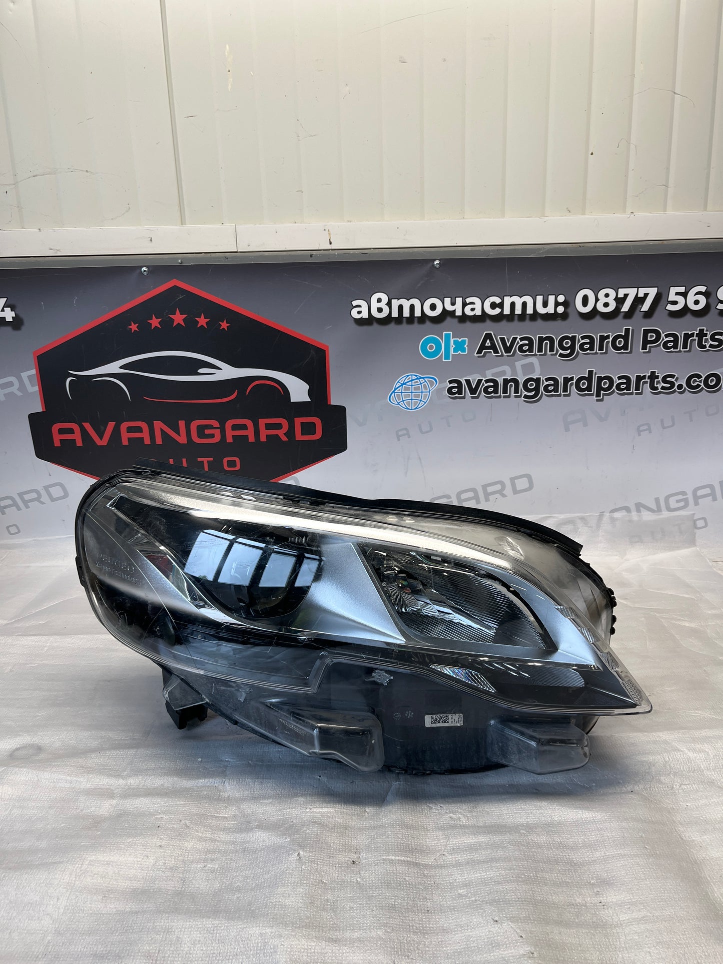 Десен фар Peugeot Expert 3 2016-