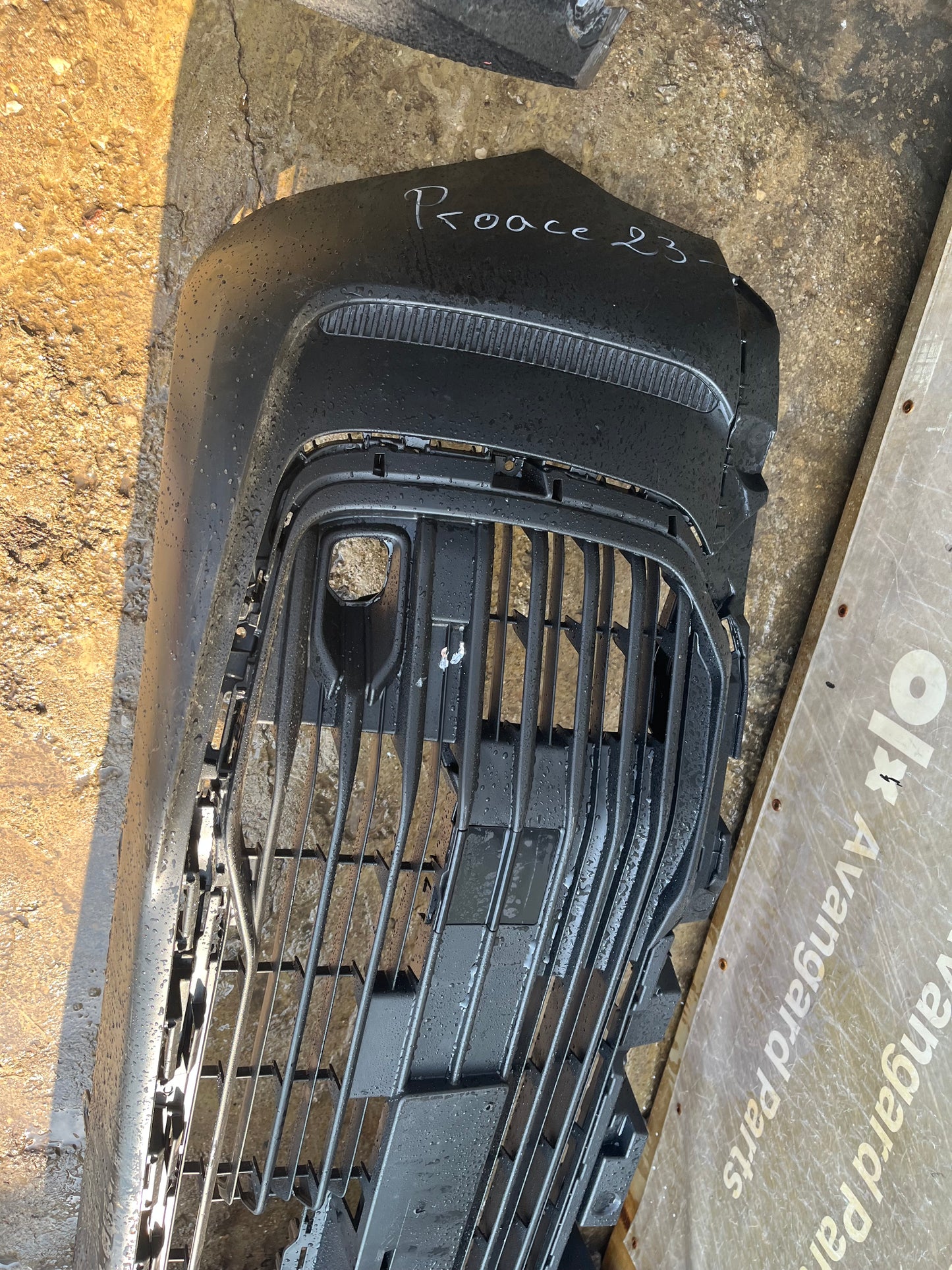 Броня Toyota Proace 24-