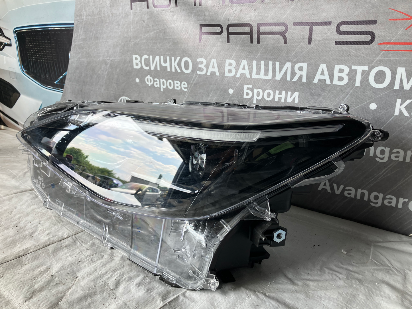 Ляв фар Toyota Yaris Cross 2021-