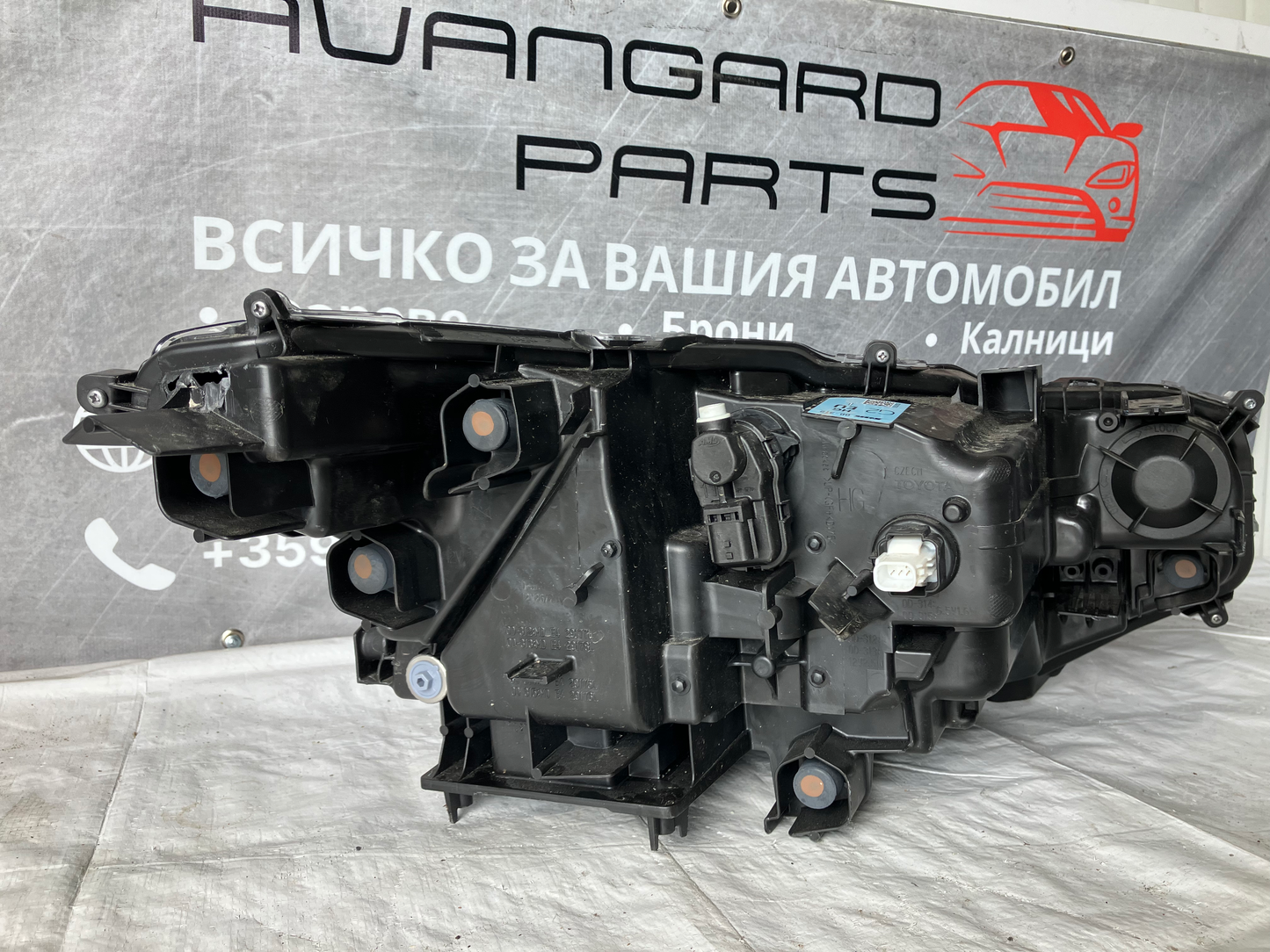 Ляв фар Toyota Yaris Cross 2021-