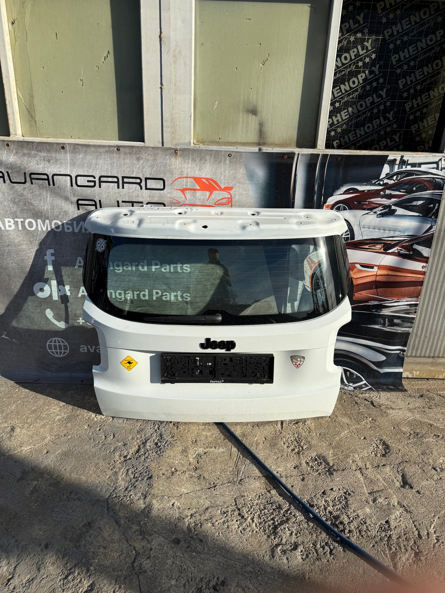 Капак/Багажник Jeep Renegade 16-