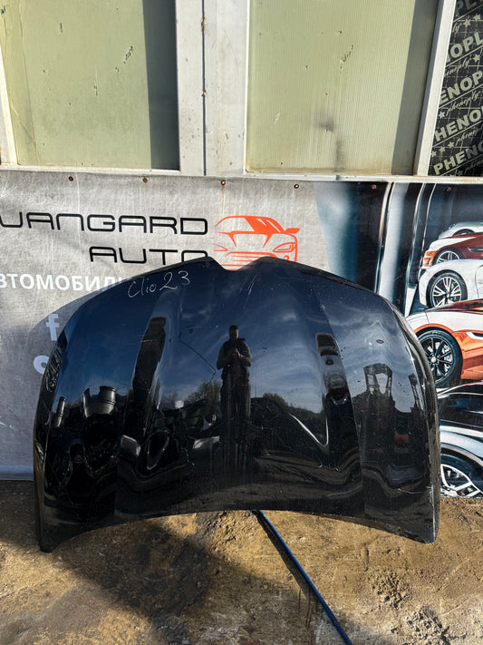 Капак Renault Clio 5