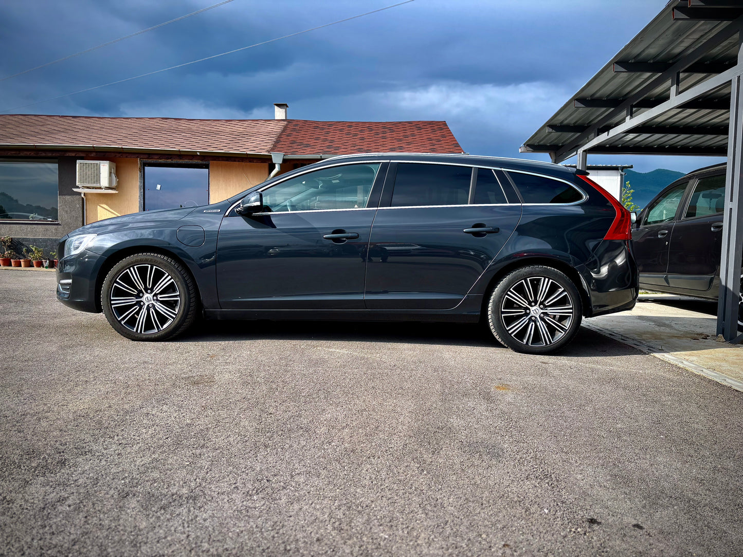 VOLVO V60