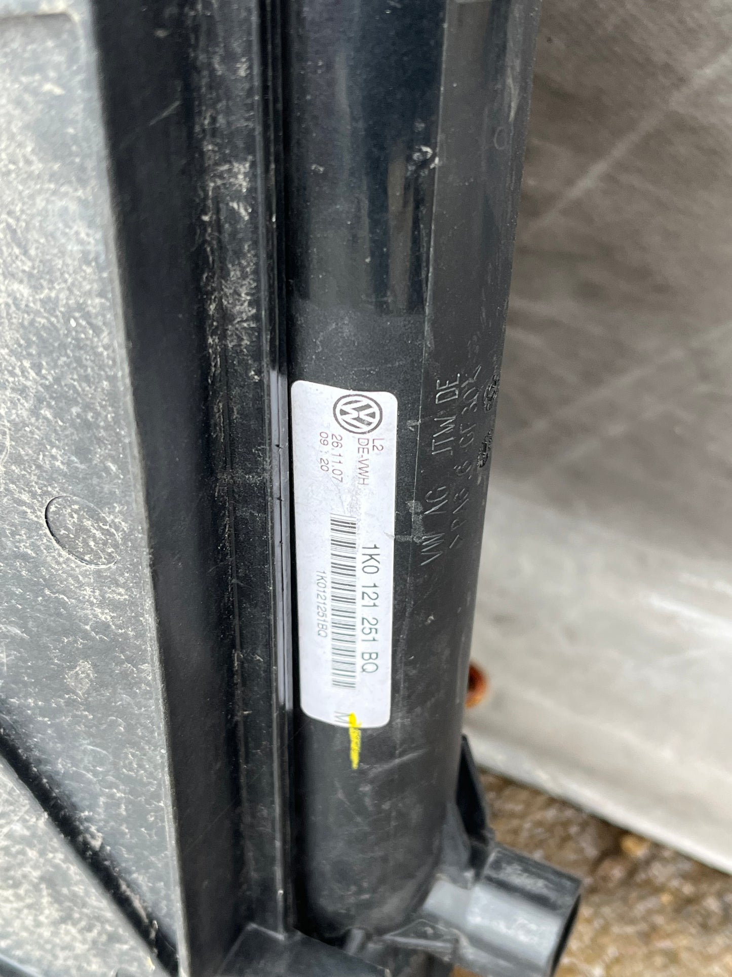 Радиатор Volkswagen Golf 5