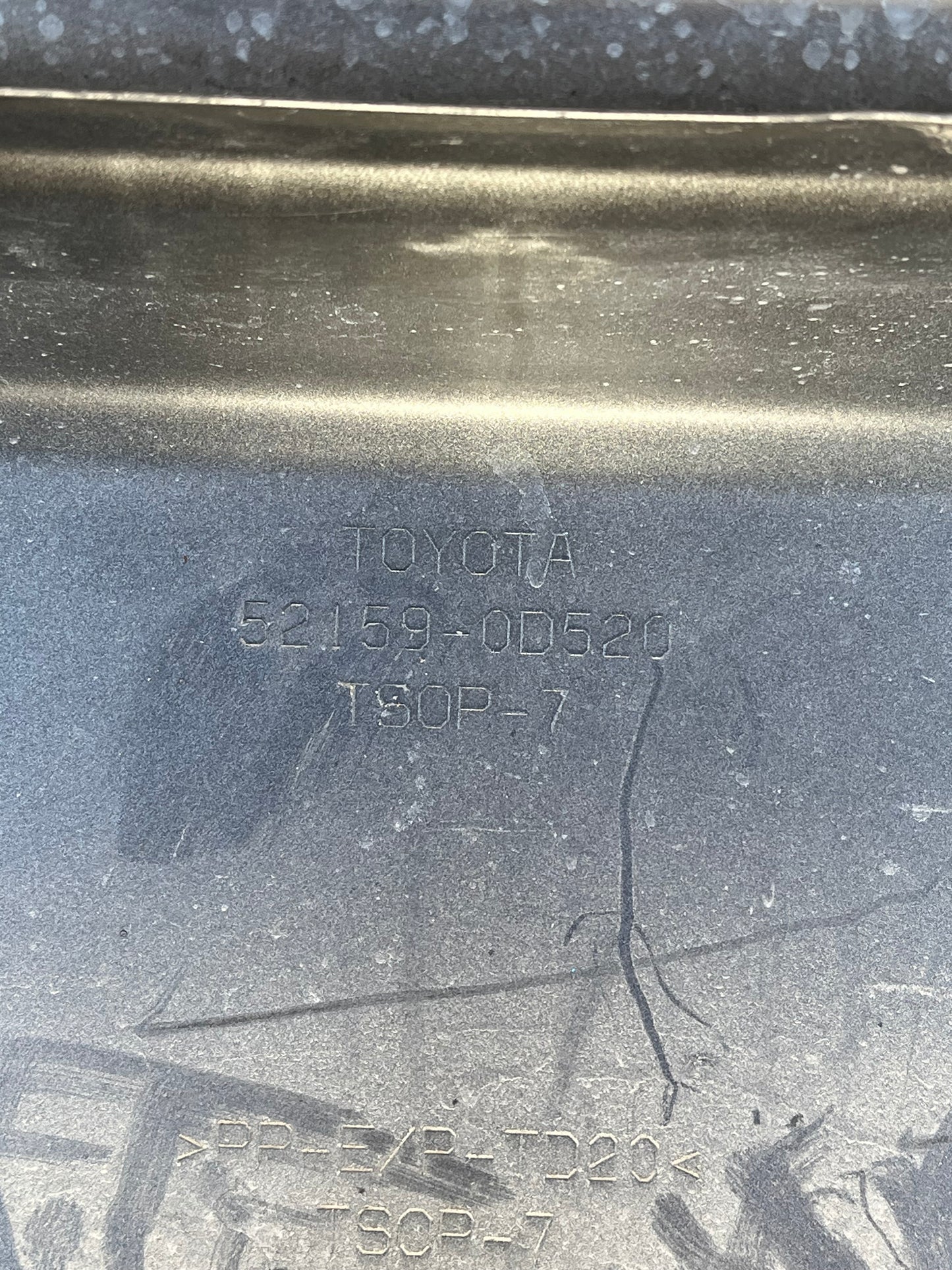 Броня Toyota Yaris 14-17 - 52159-0d520