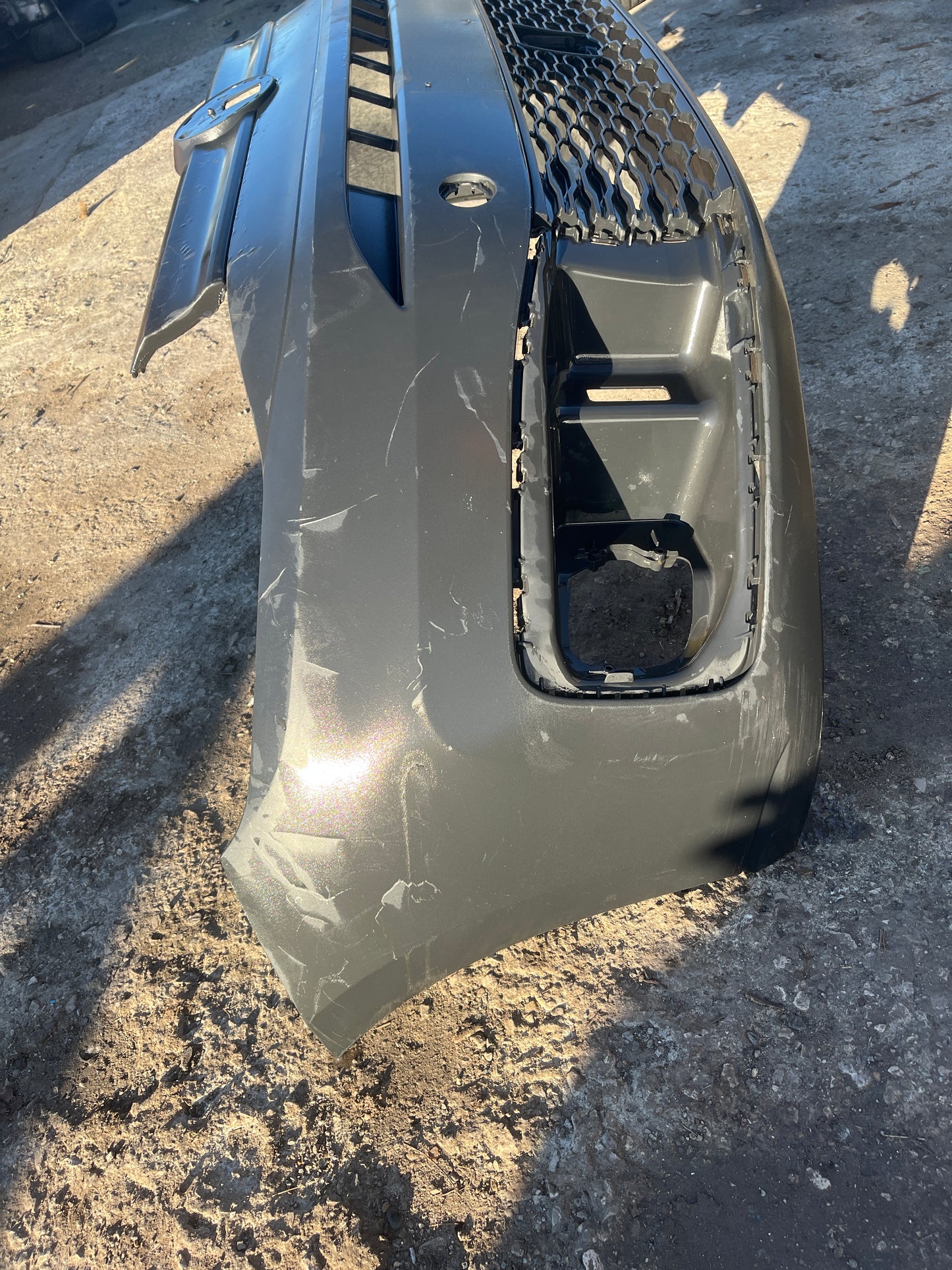 Предна броня Volkswagen Caddy 2020-