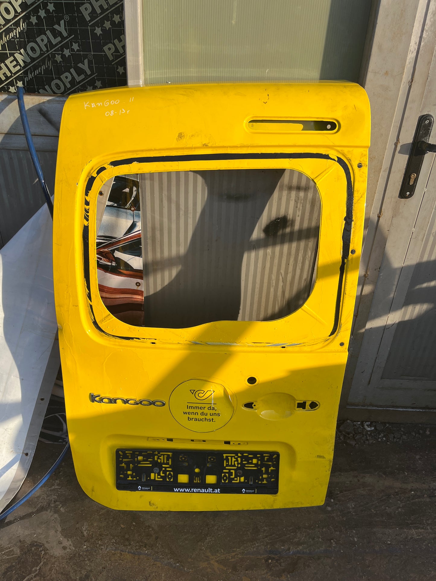 Багажна врата Renault Kangoo 2