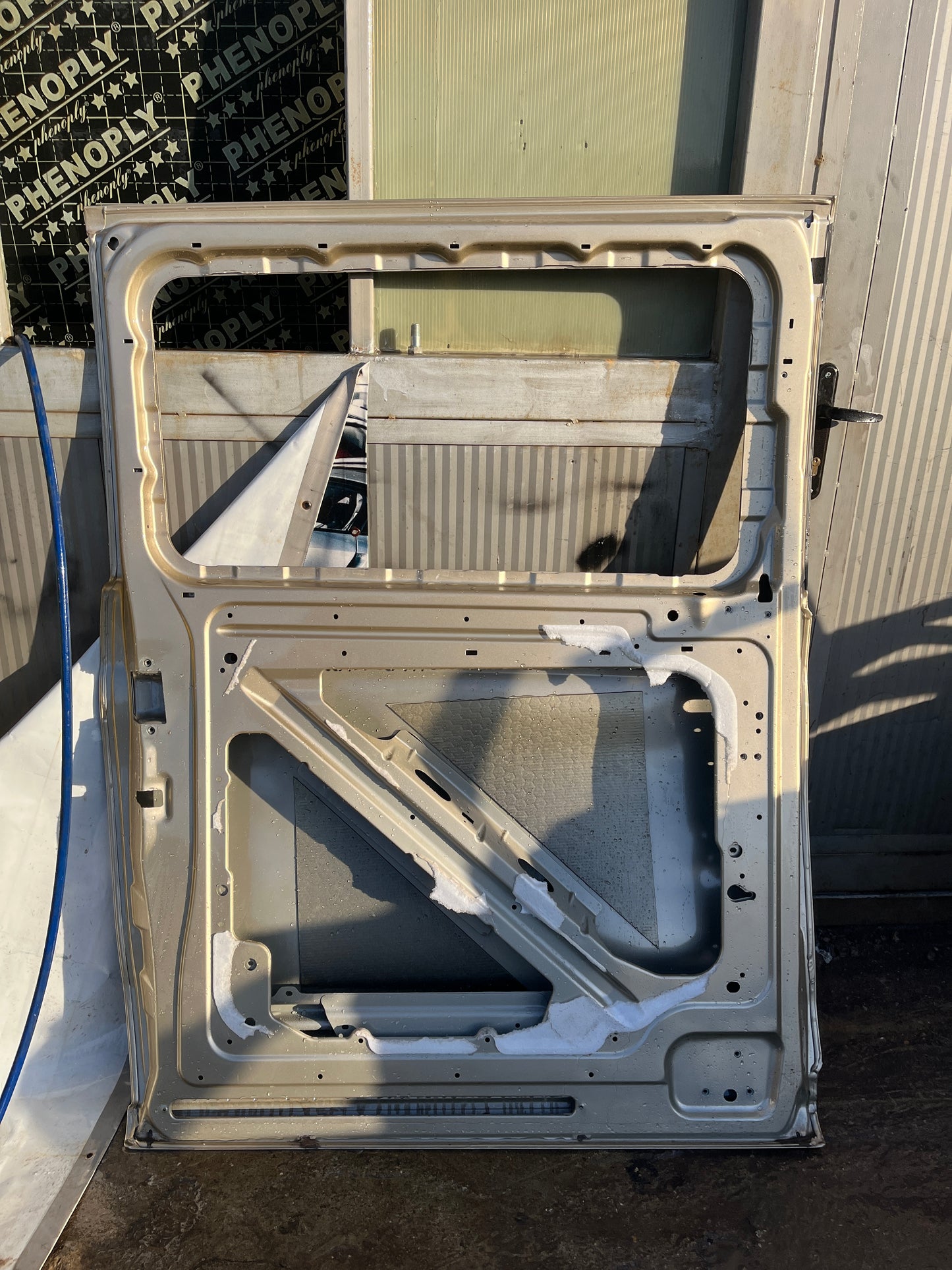 задна дясна вратаbr Mercedes Vito W447