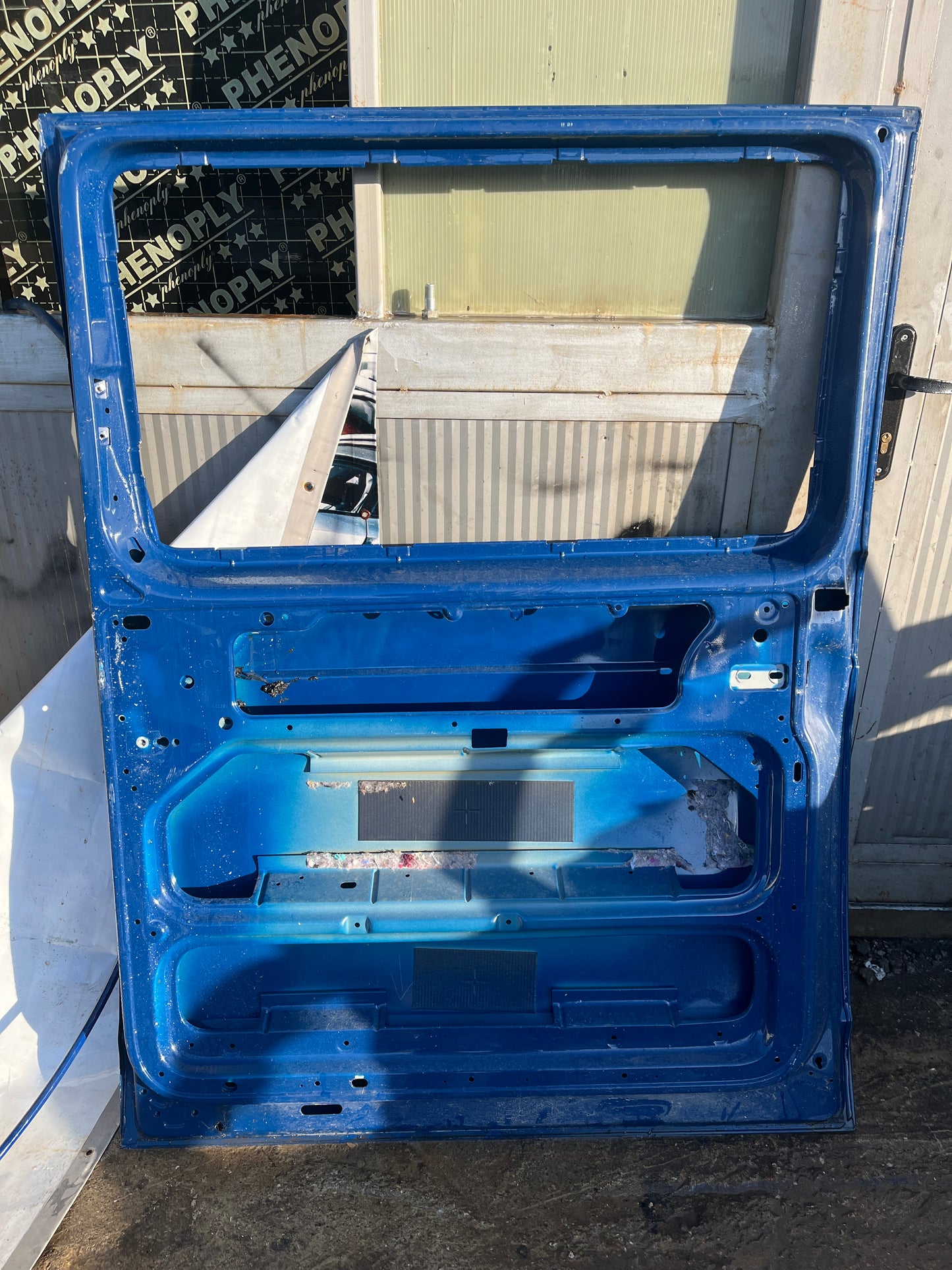 Странична дясна врата  Volkswagen Transporter T5 / T6 (2014-)