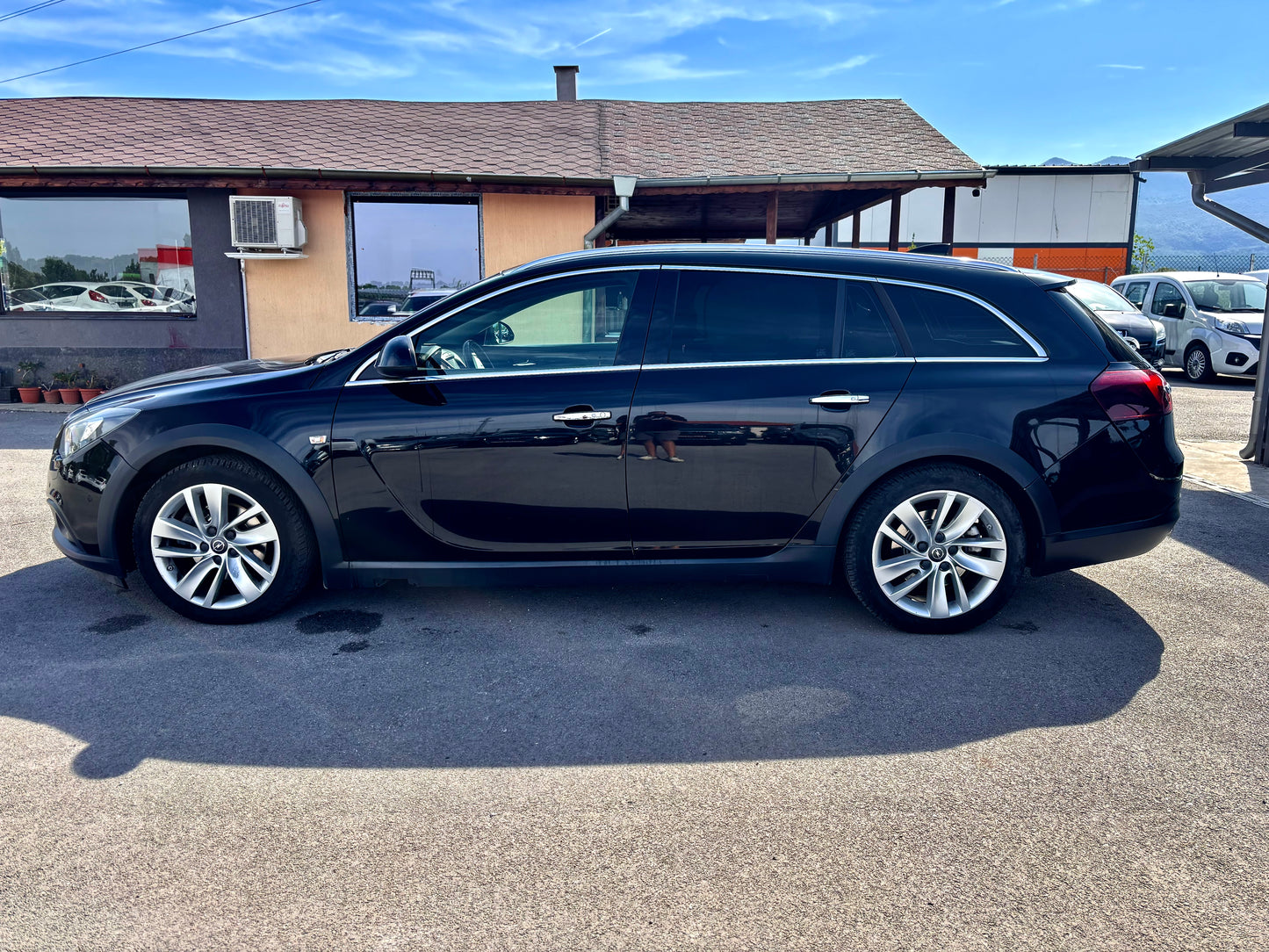 OPEL INSIGNIA