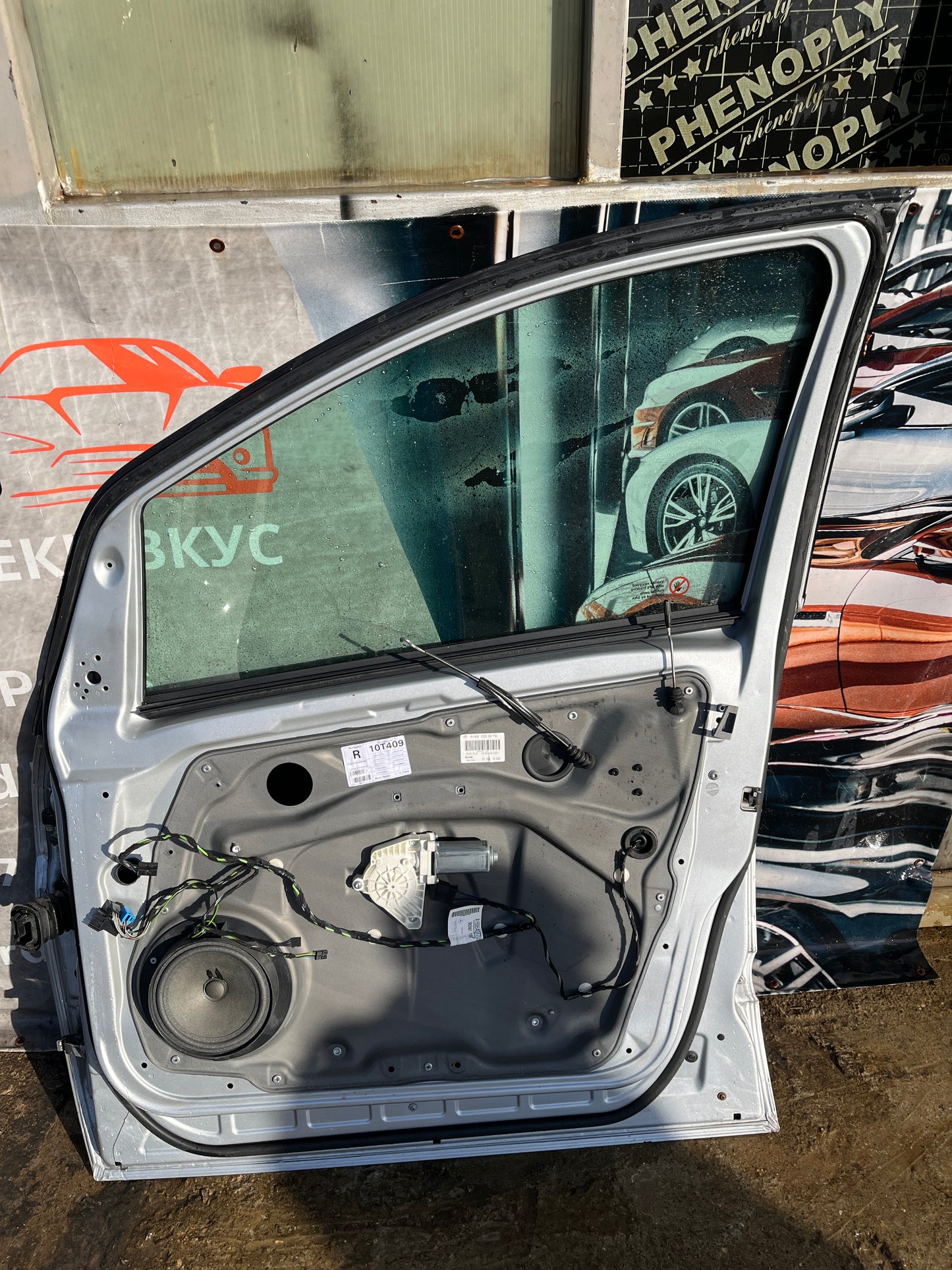 Врата предна дясна Mercedes B-class