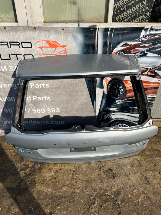 Багажник • Volvo XC60 2017–