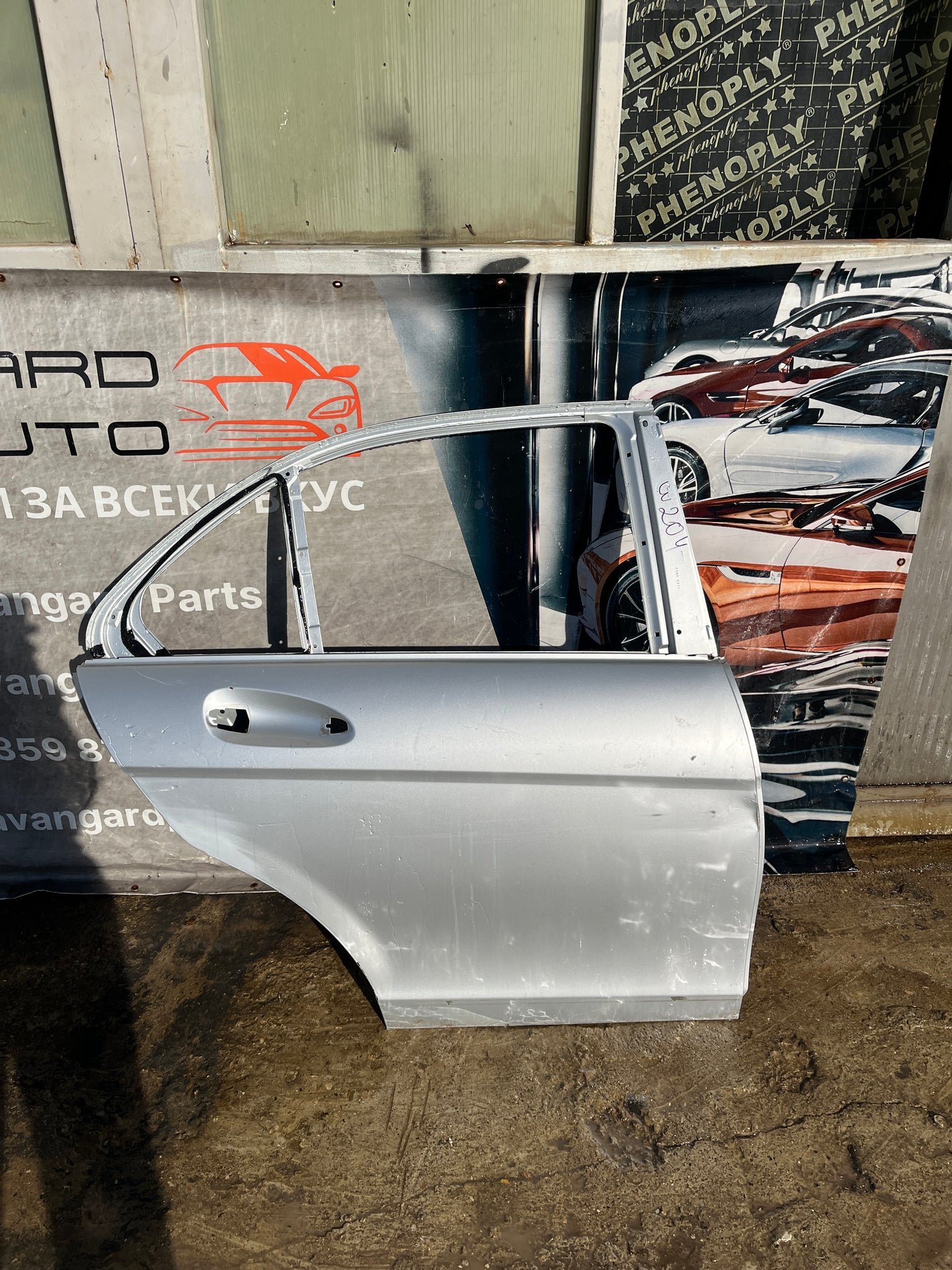 Задна дясна врата Mercedes C-class W204