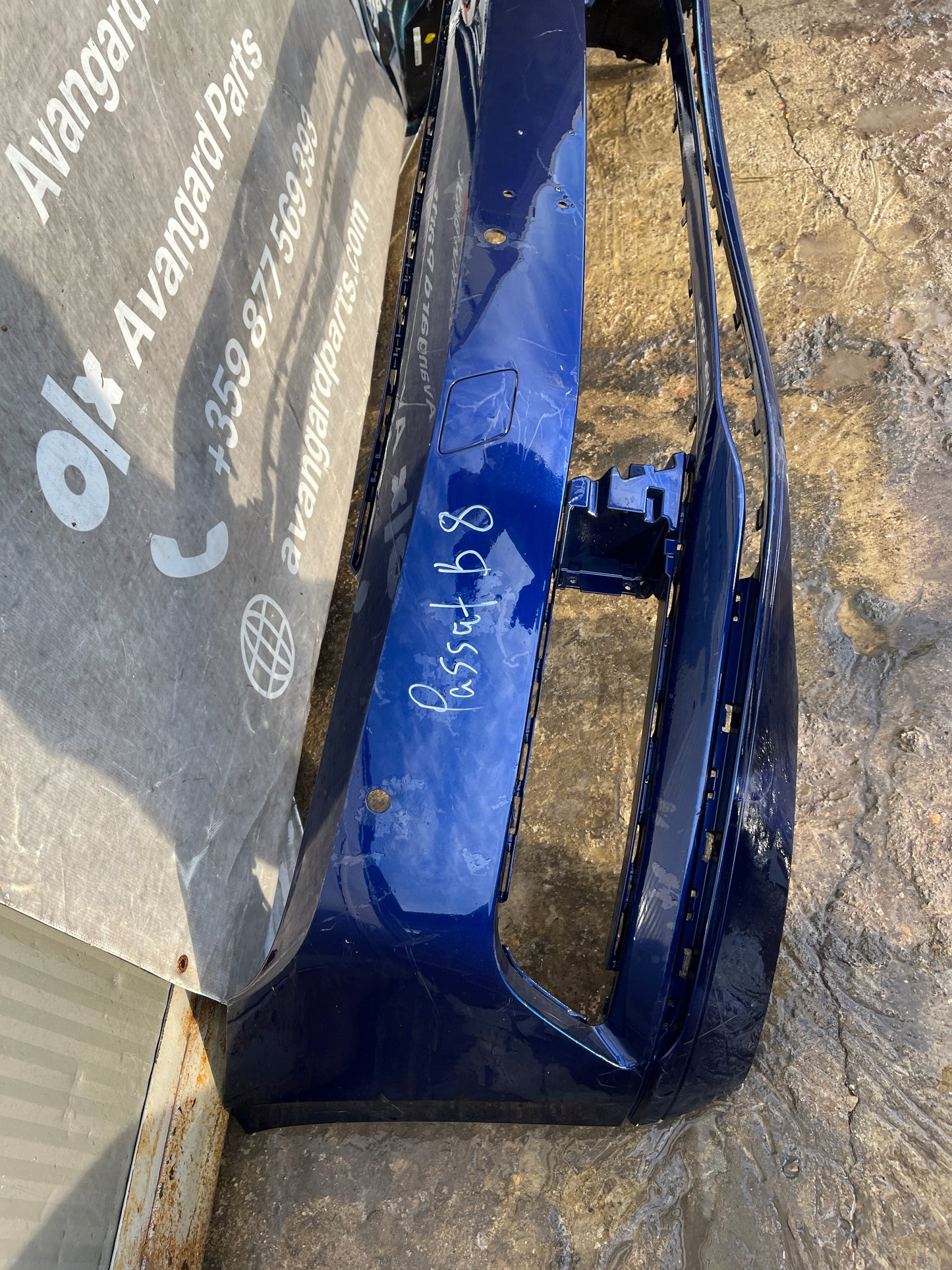 Предна броня • Volkswagen Passat B8 (2014–2019)