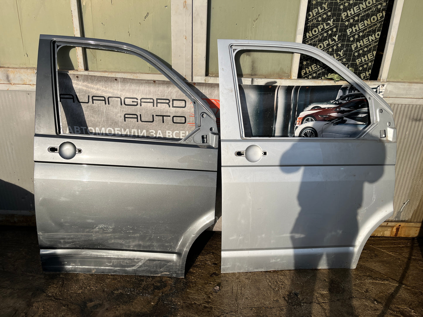 Volkswagen T5/T6 предна дясна врата