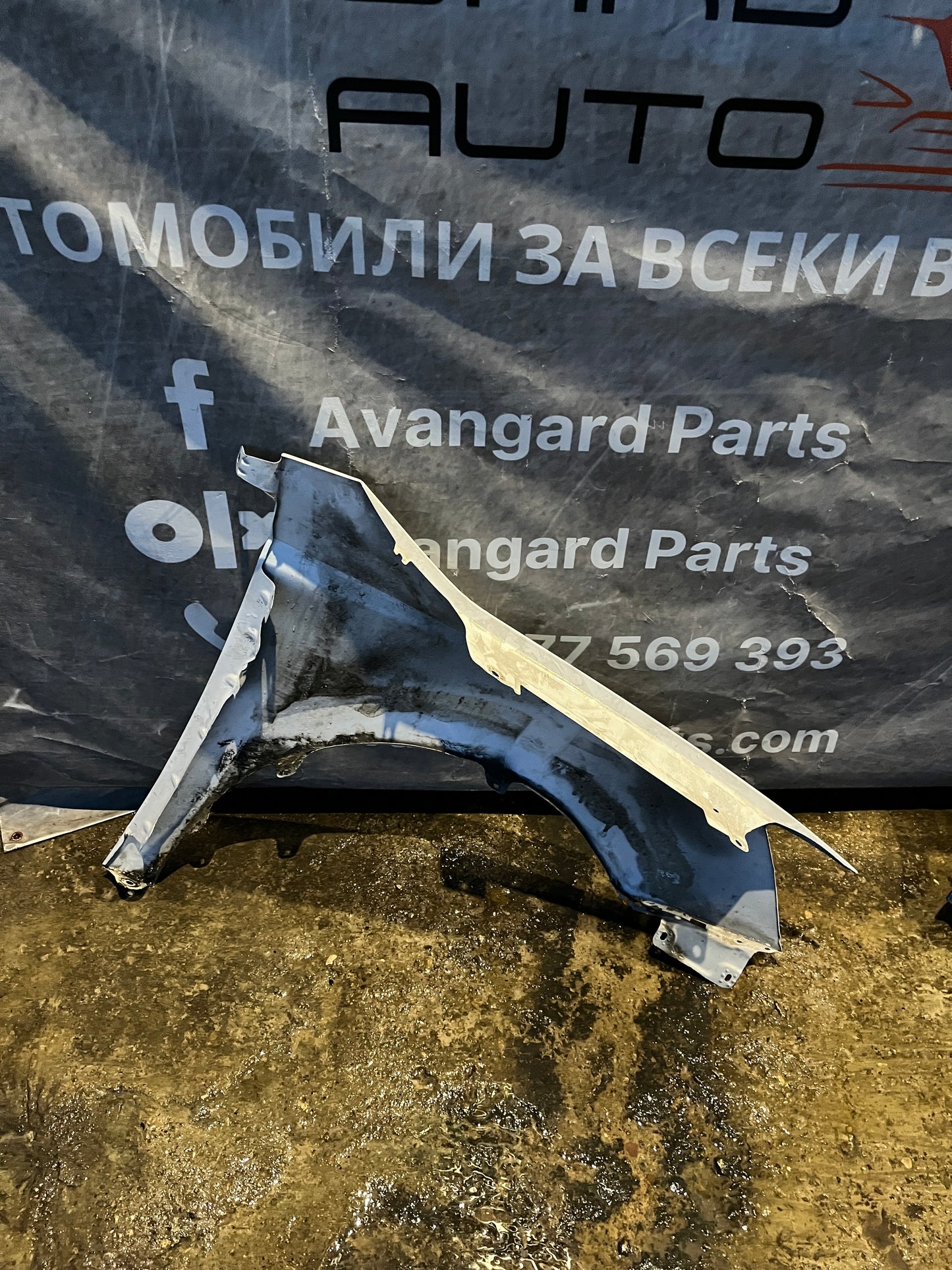 Преден ляв калник • Skoda Fabia 3 (2015–2021)