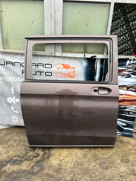 врата Mercedes Vito W447