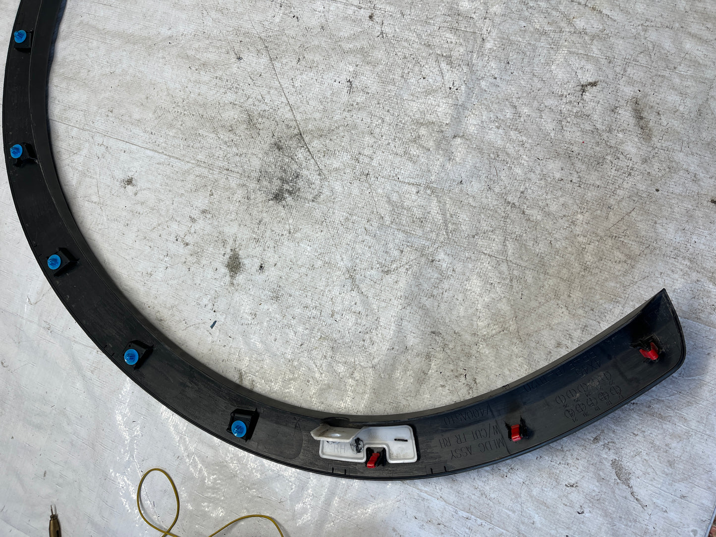 Предна дясна вежда Mitsubishi Eclipse Cross 18-