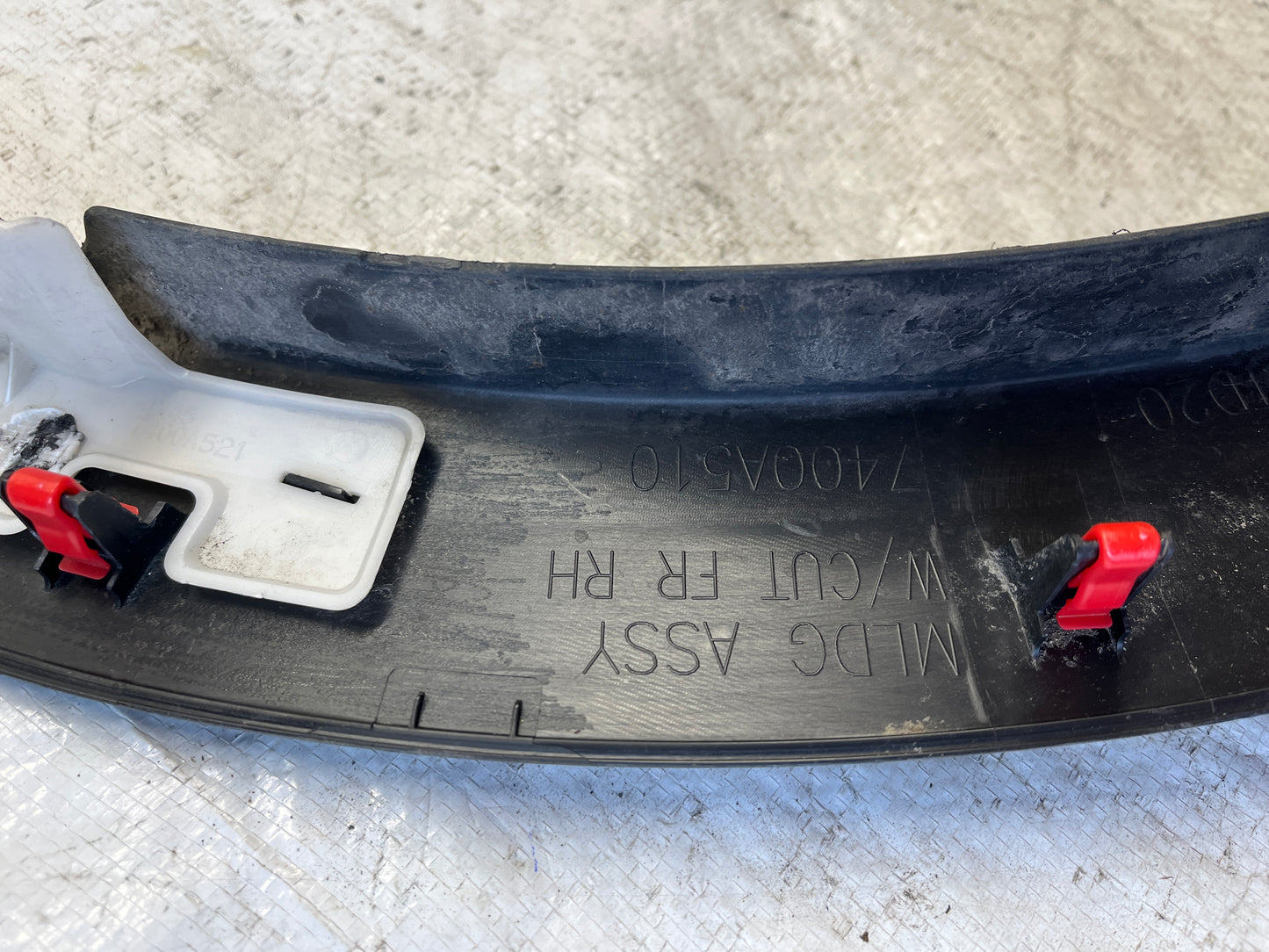 Предна дясна вежда Mitsubishi Eclipse Cross 18-