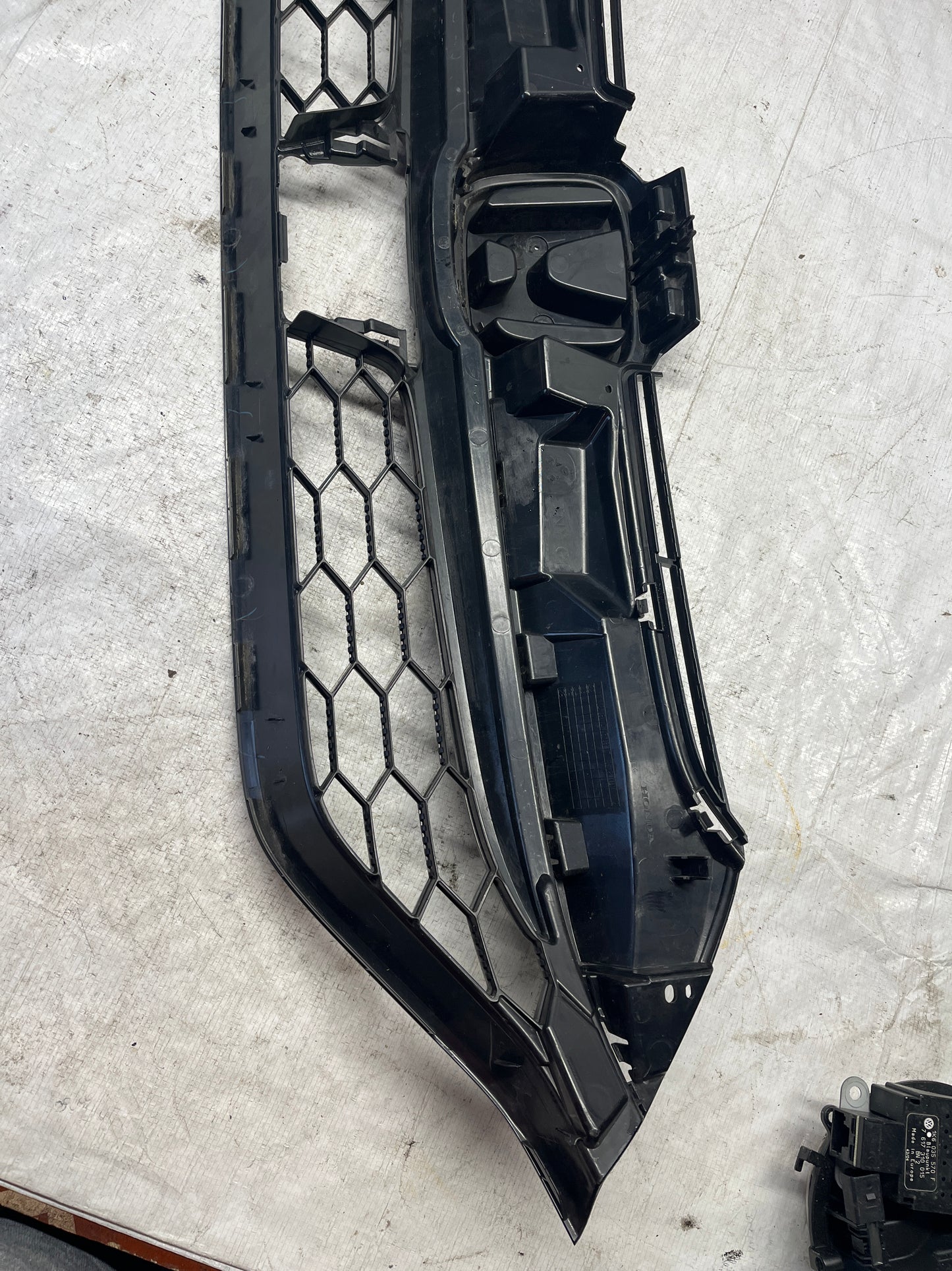 предна решетка Honda CR-V 2019-