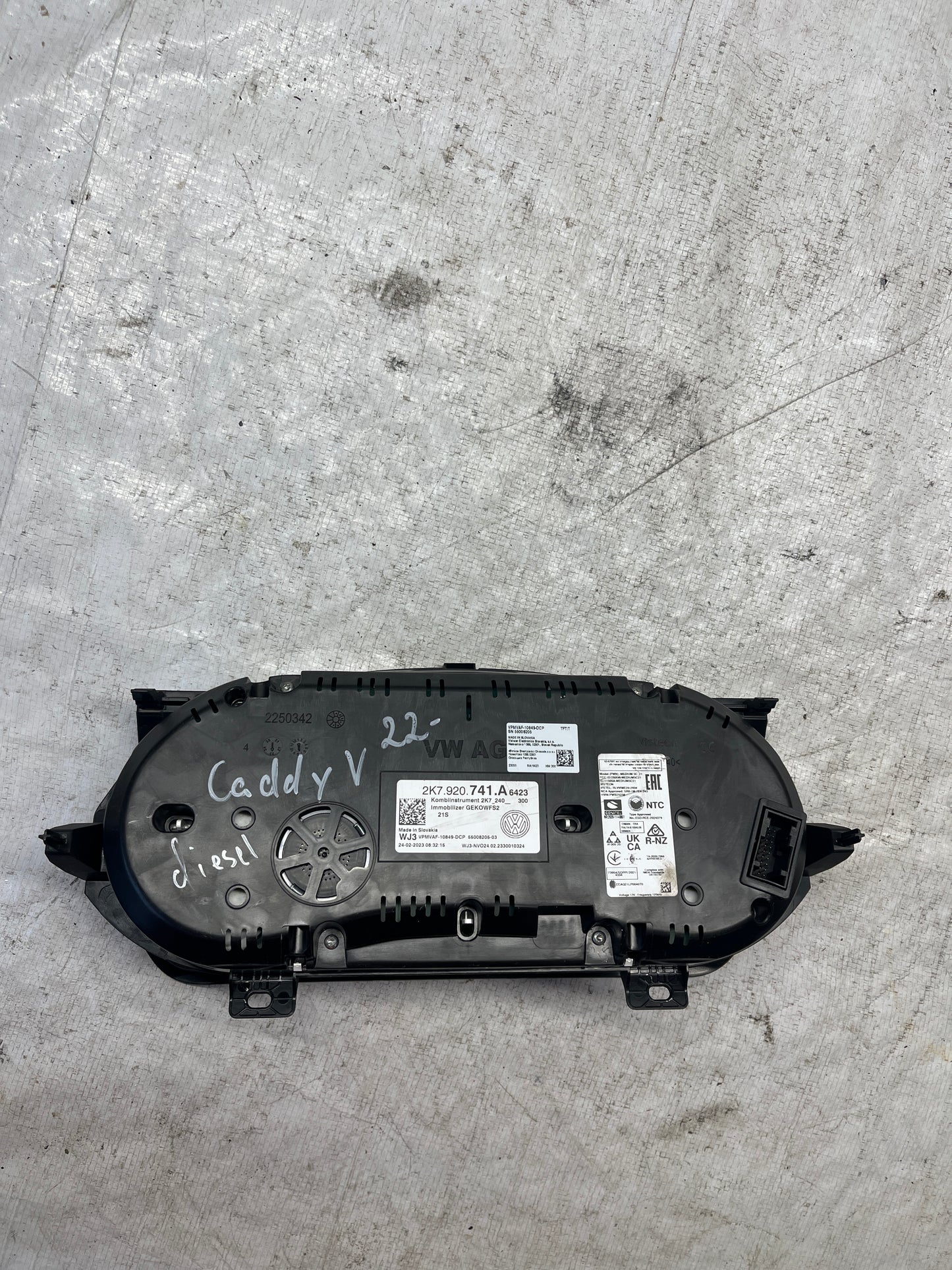 Километраж Volkswagen Caddy 5 20-