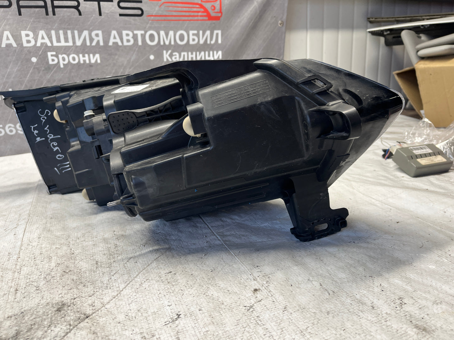 Фар dacia Sandero 3 LED