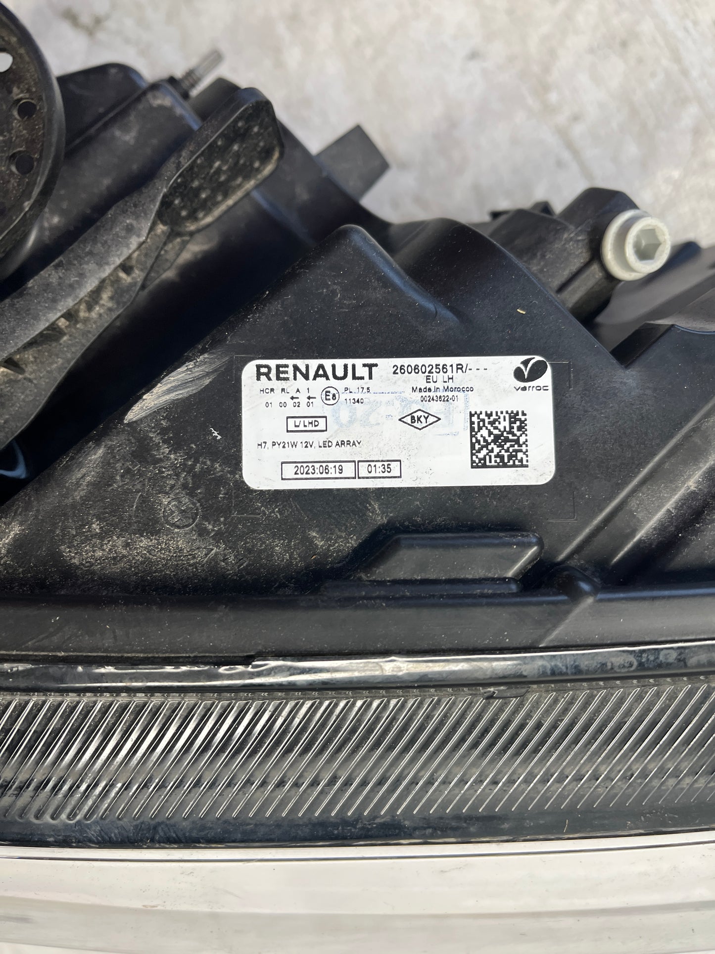 Фар dacia Sandero 3 LED