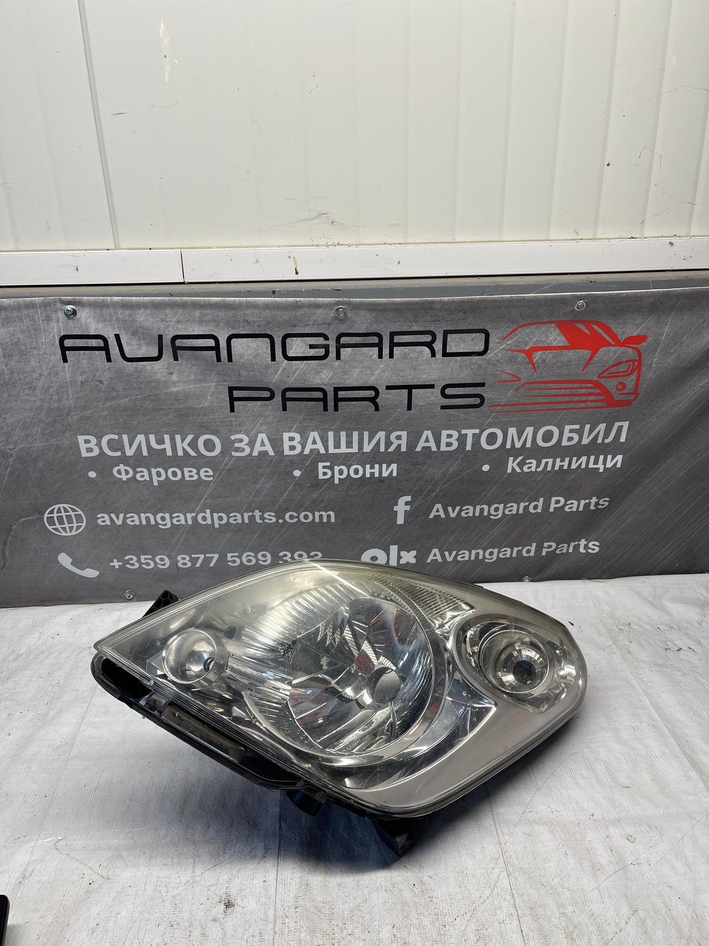 Фар Suzuki Splash