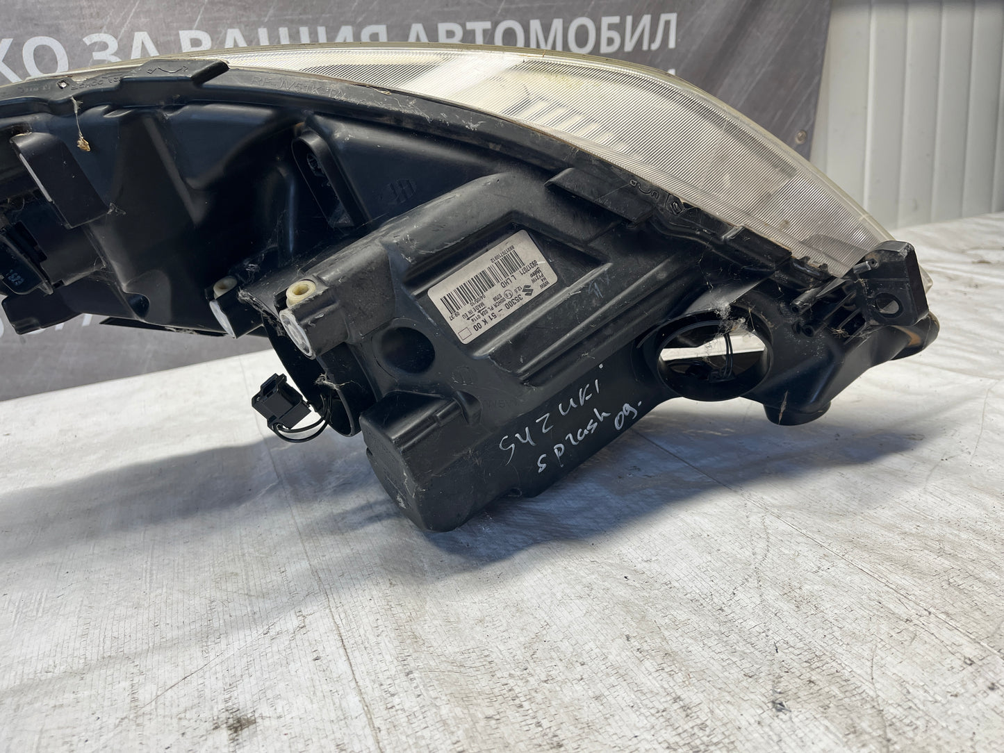 Фар Suzuki Splash