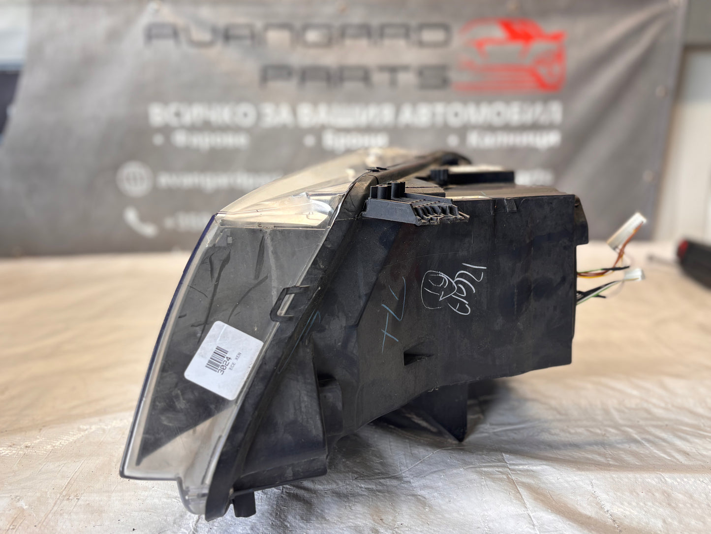 BMW X3 F25 - Десен фар